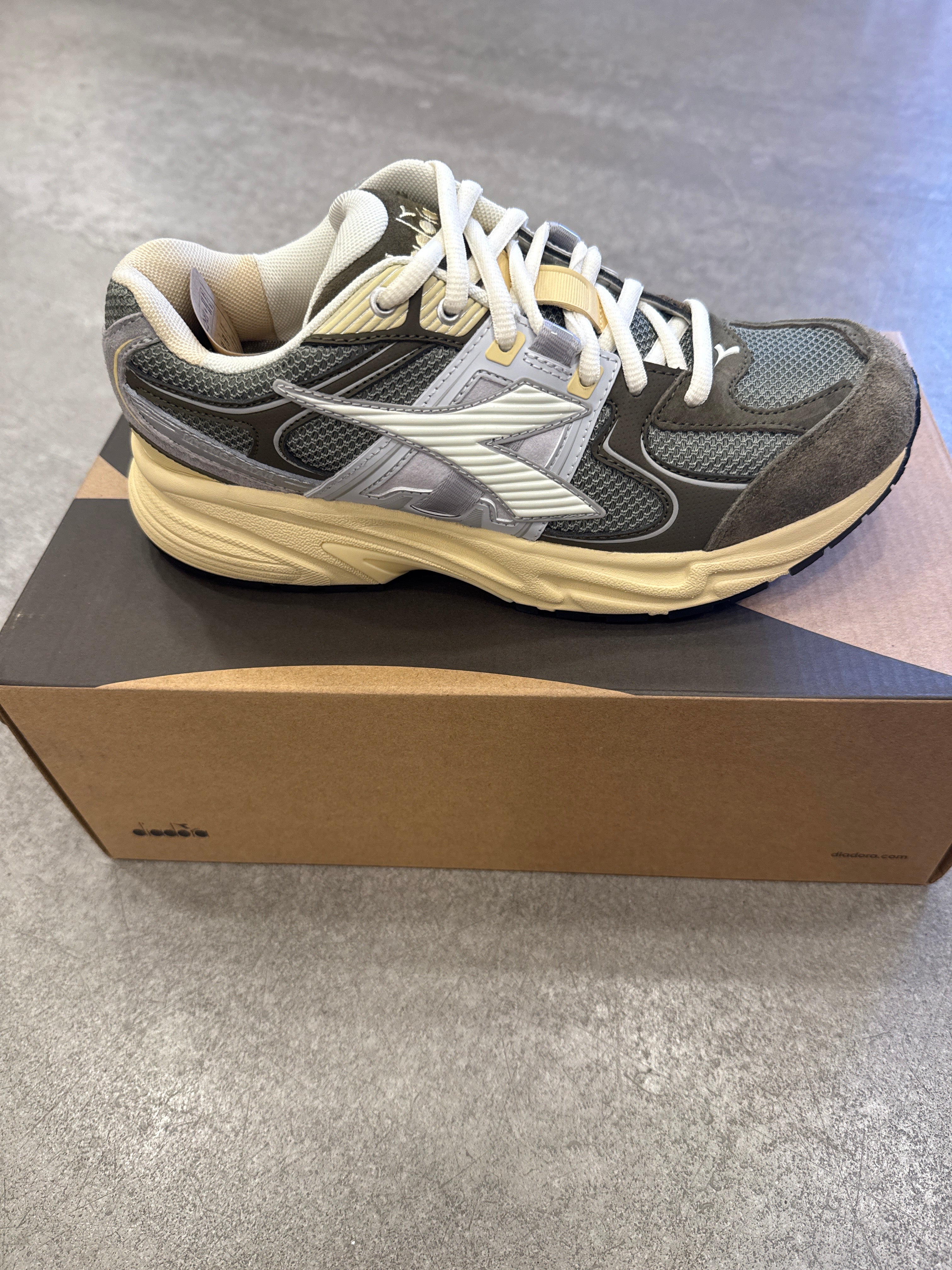 Diadora Schuhe MYTHOS Star