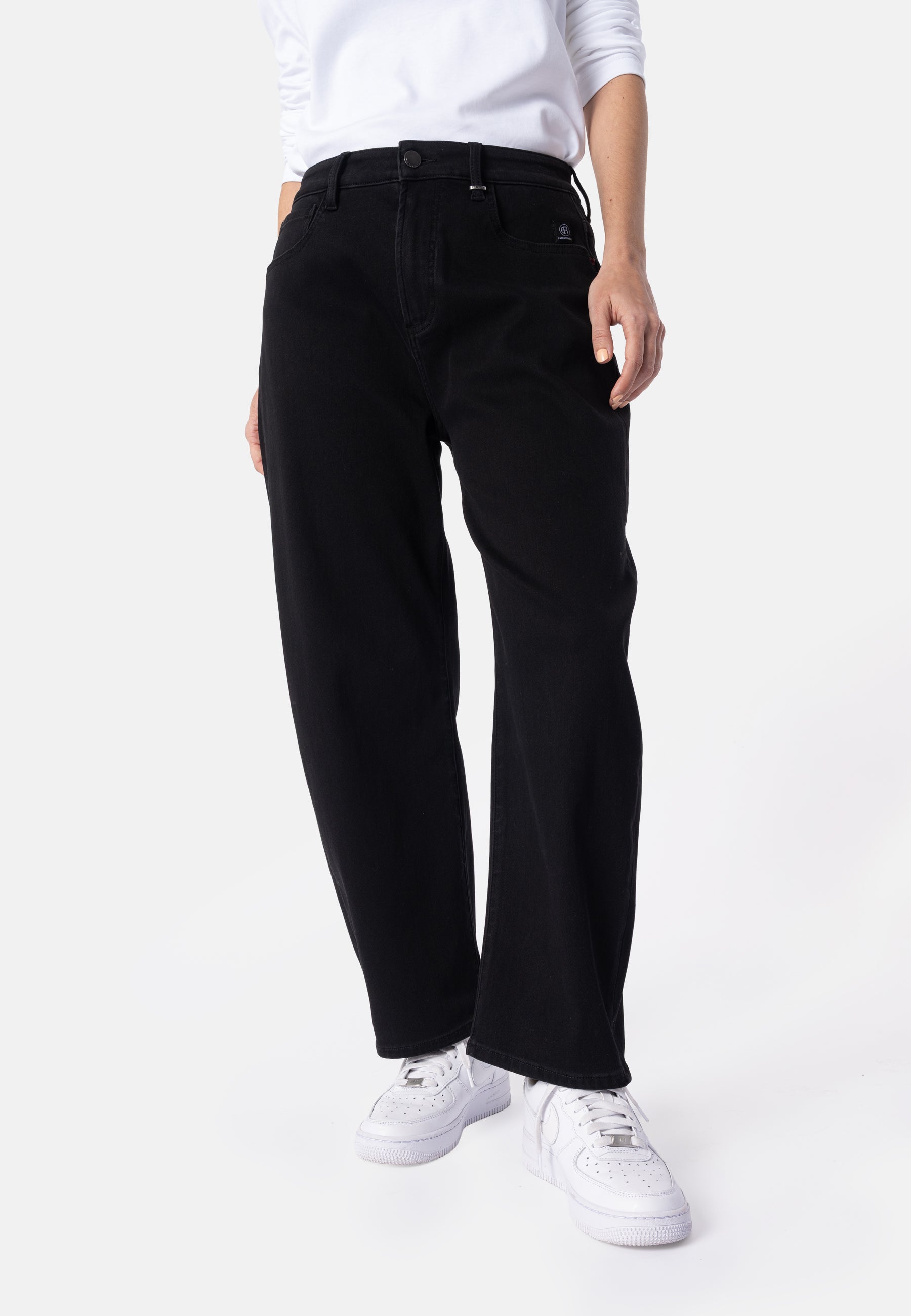 Hose Yoana Rich Black Elias Rumelis