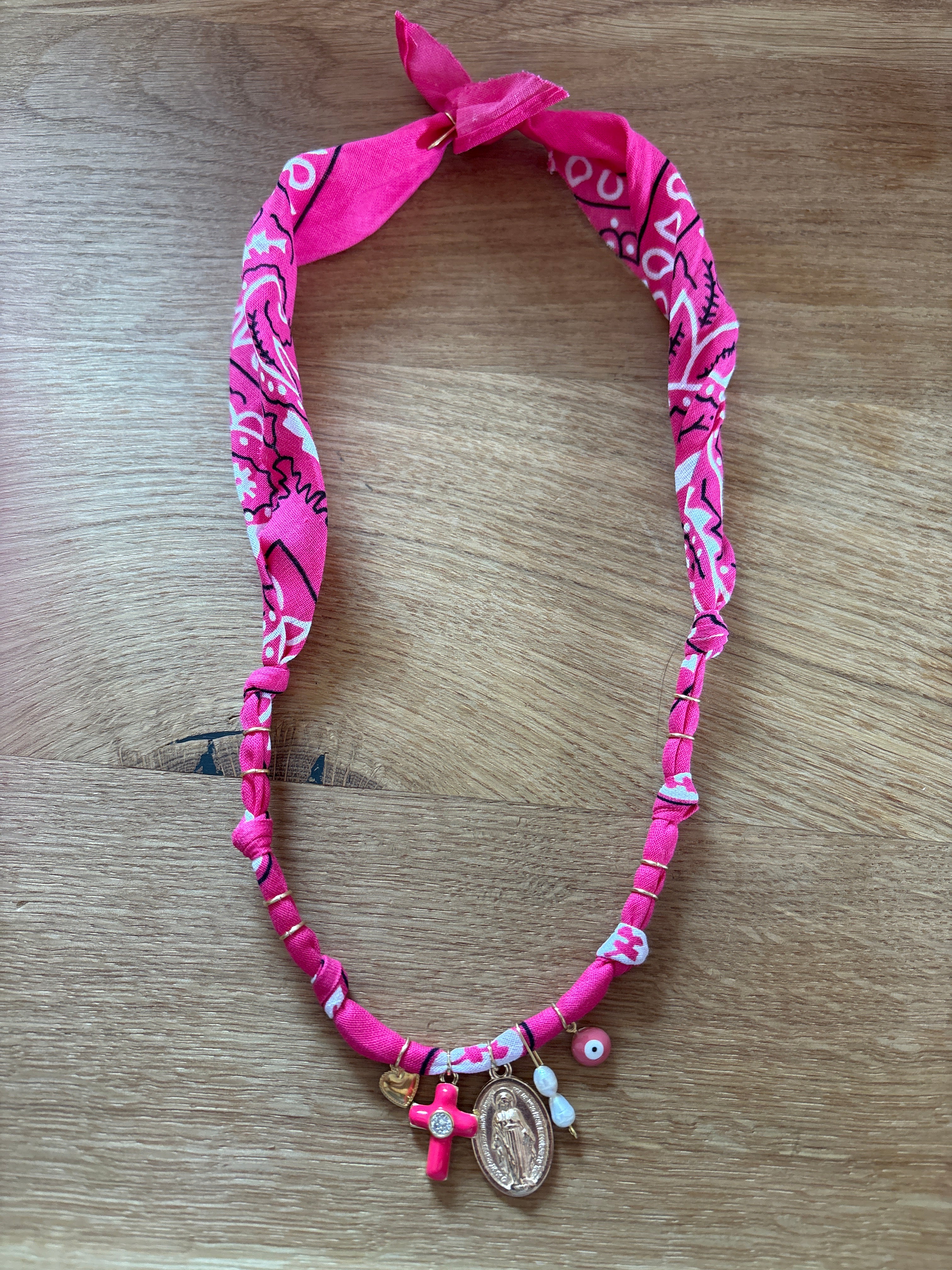 Kette Bandana pink