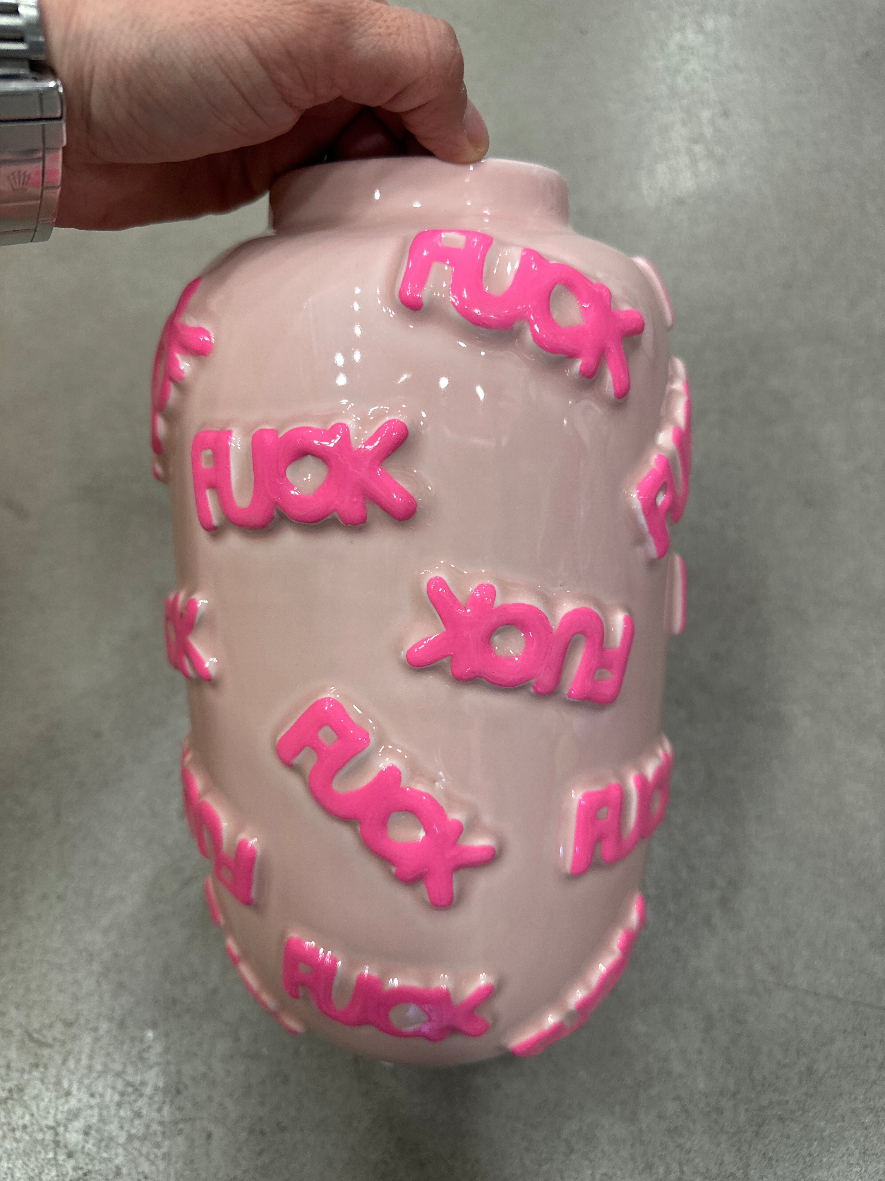 Vase Fck big