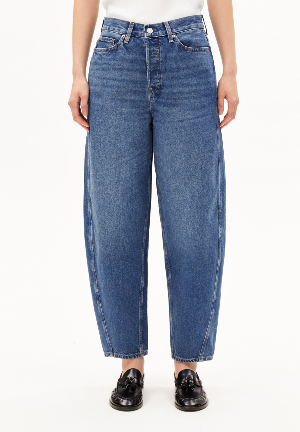 ARMEDANGELS BAARLY Barrel Jeans – Crunchy