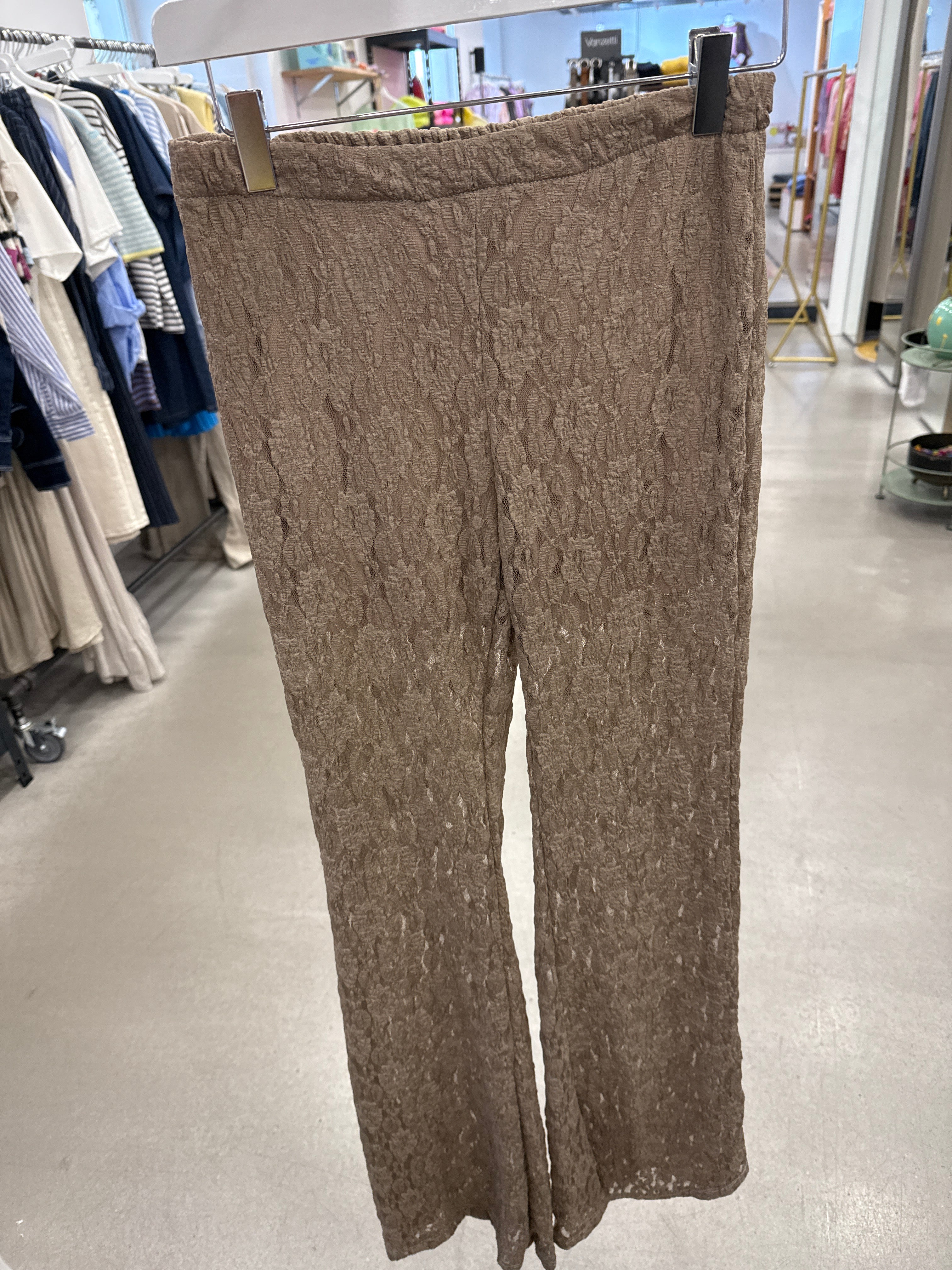 Hose Lace