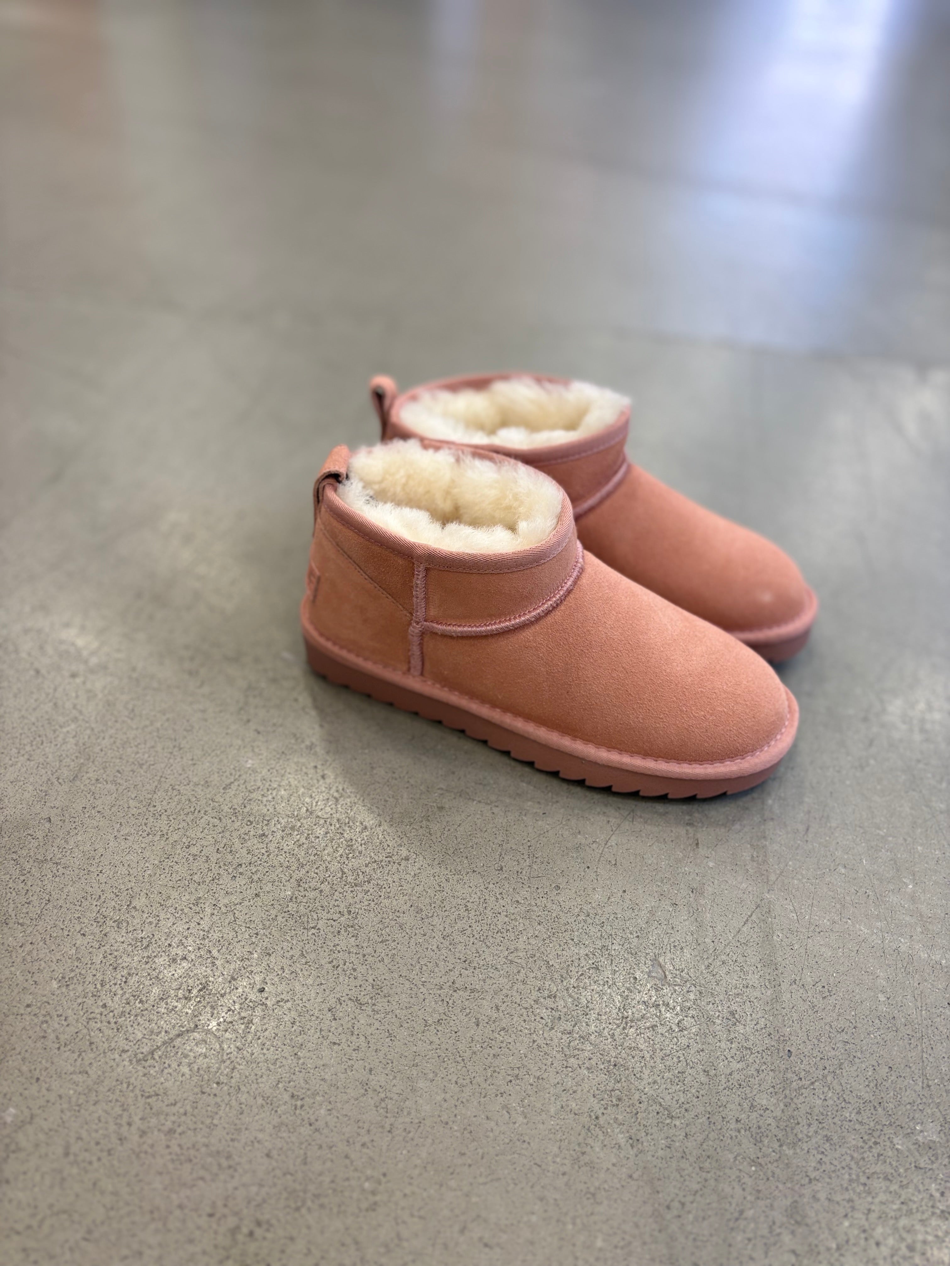 Boots COC Shell Pink