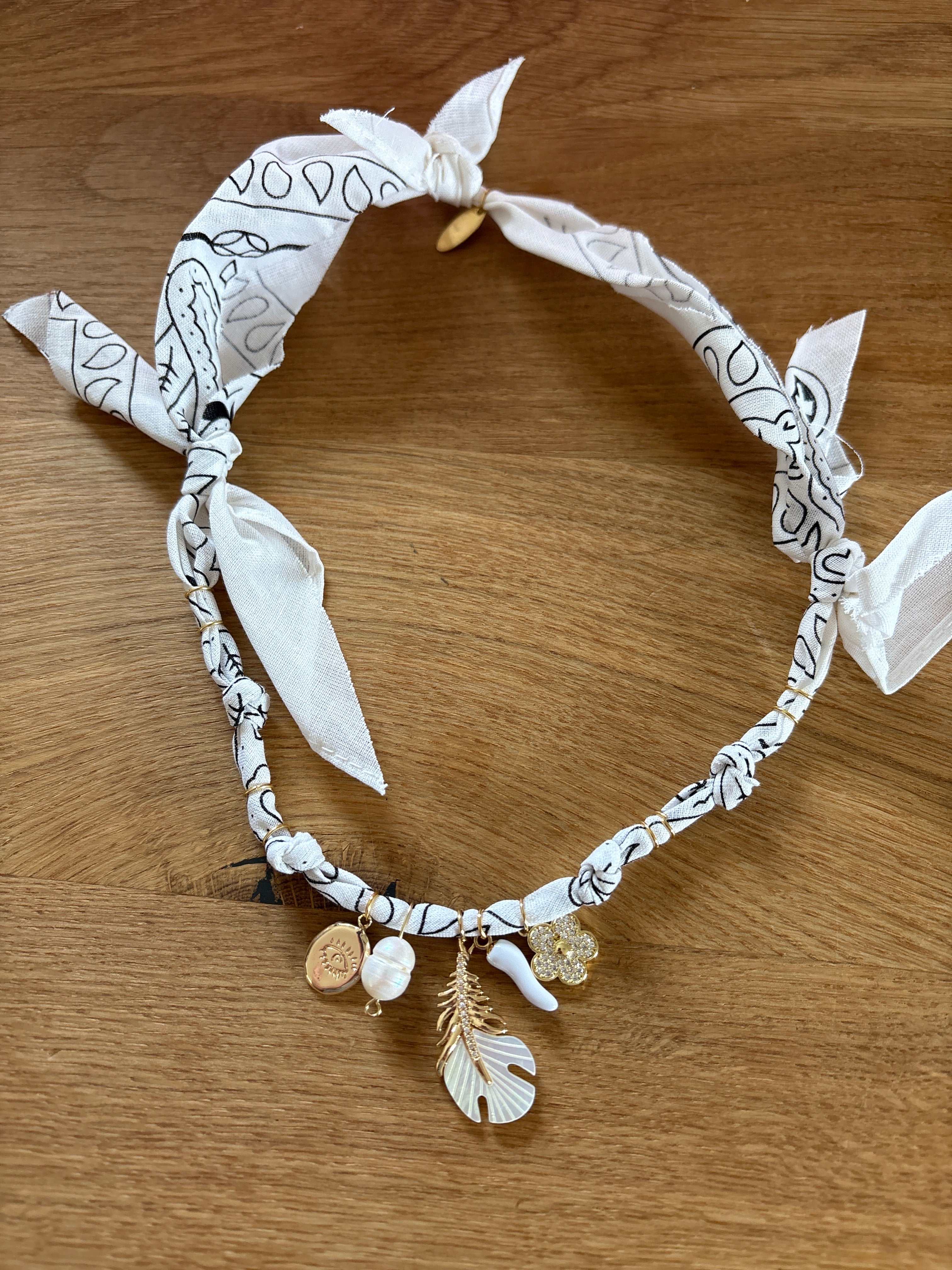 Kette Bandana weiß