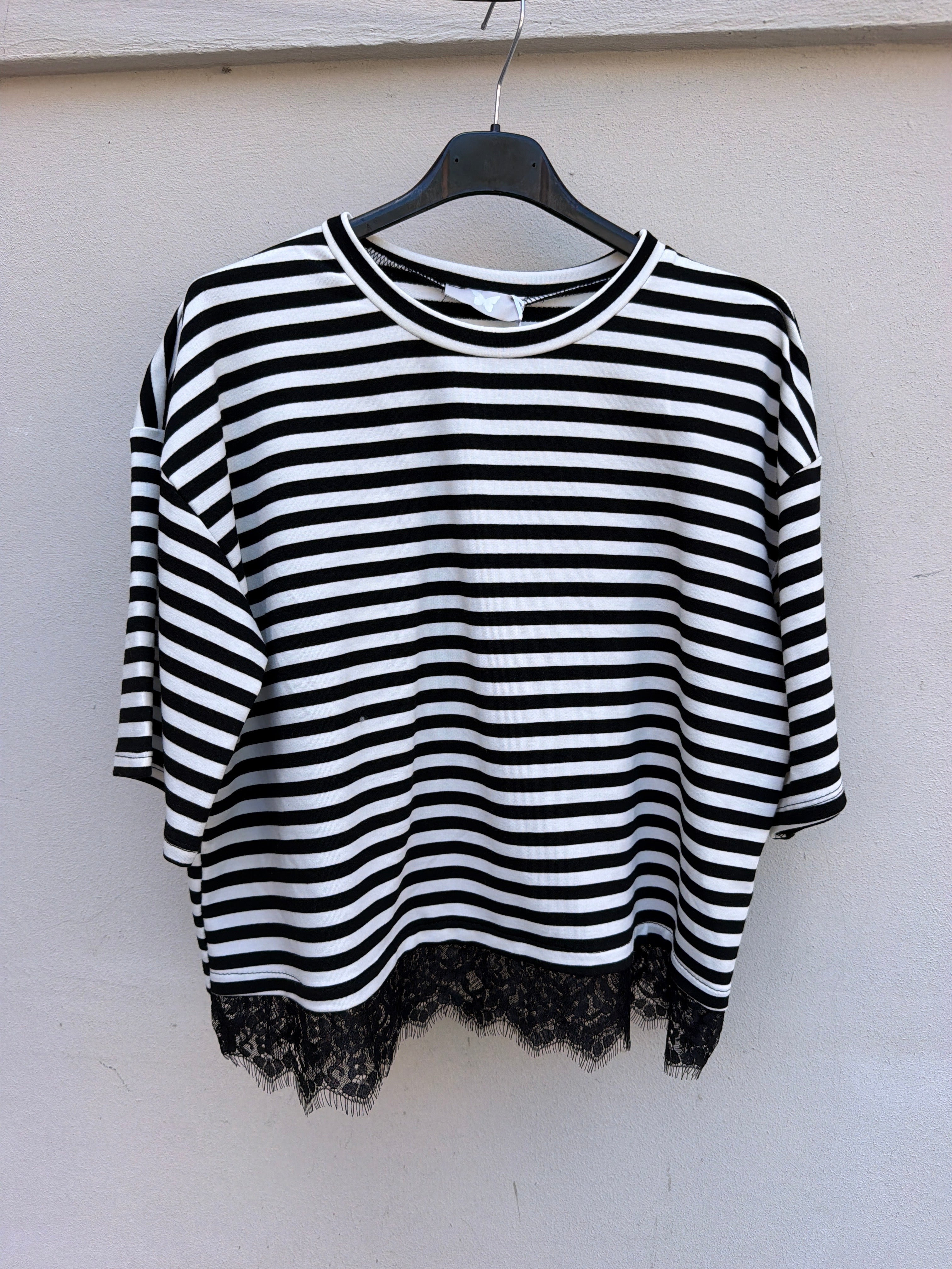 T-Shirt Stripe Lace