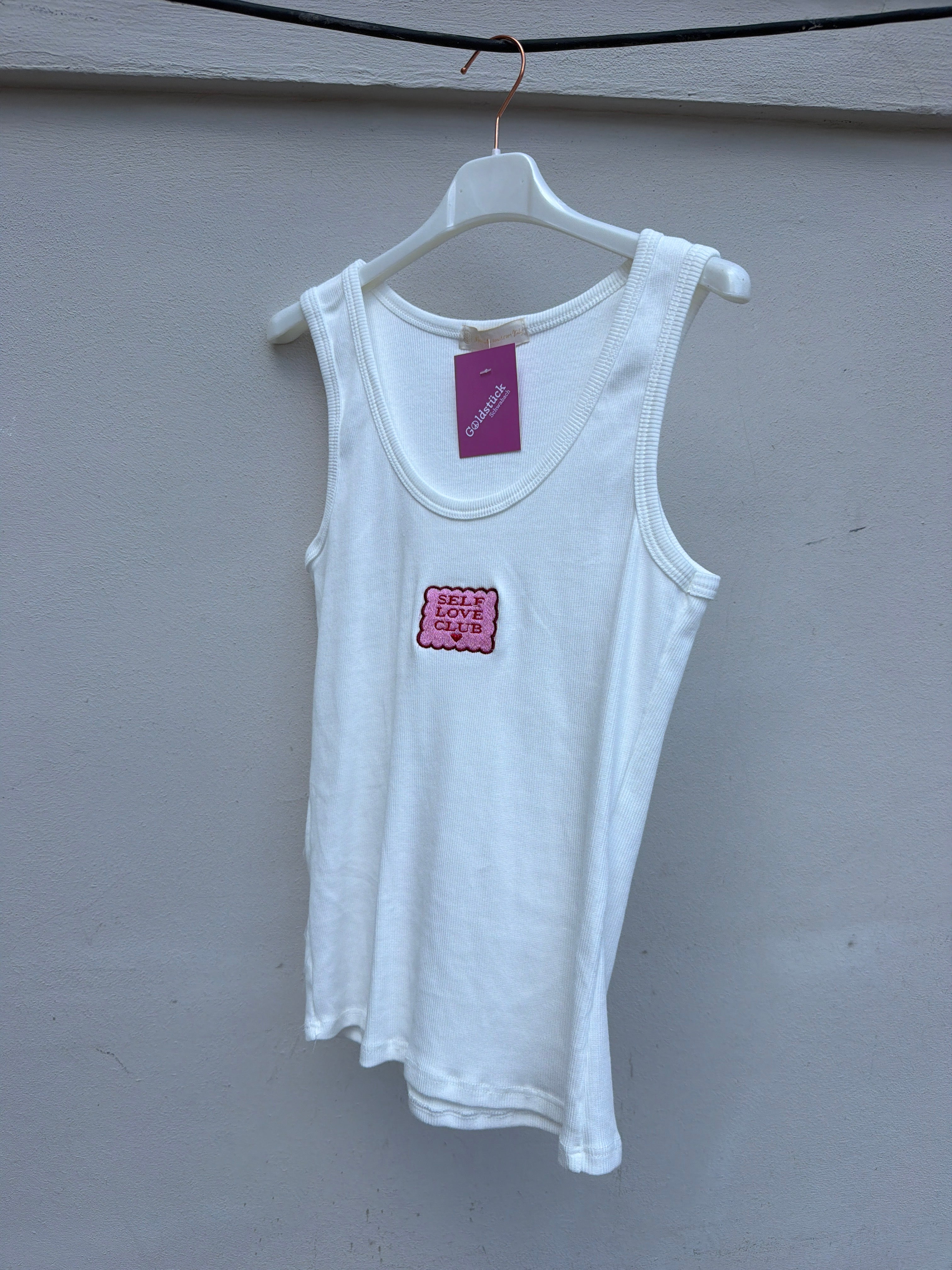 Tank Top Statement