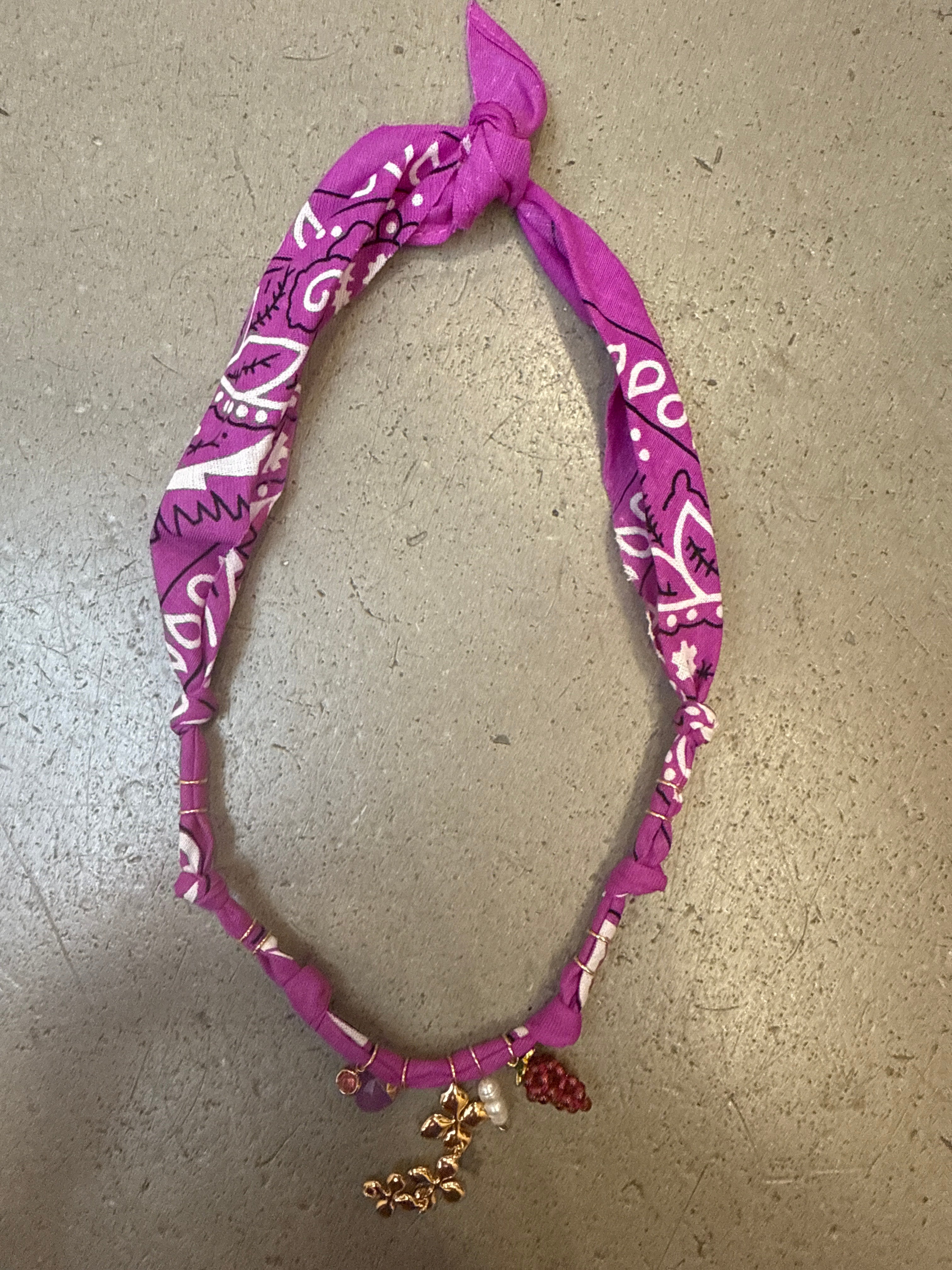 Kette Bandana lila