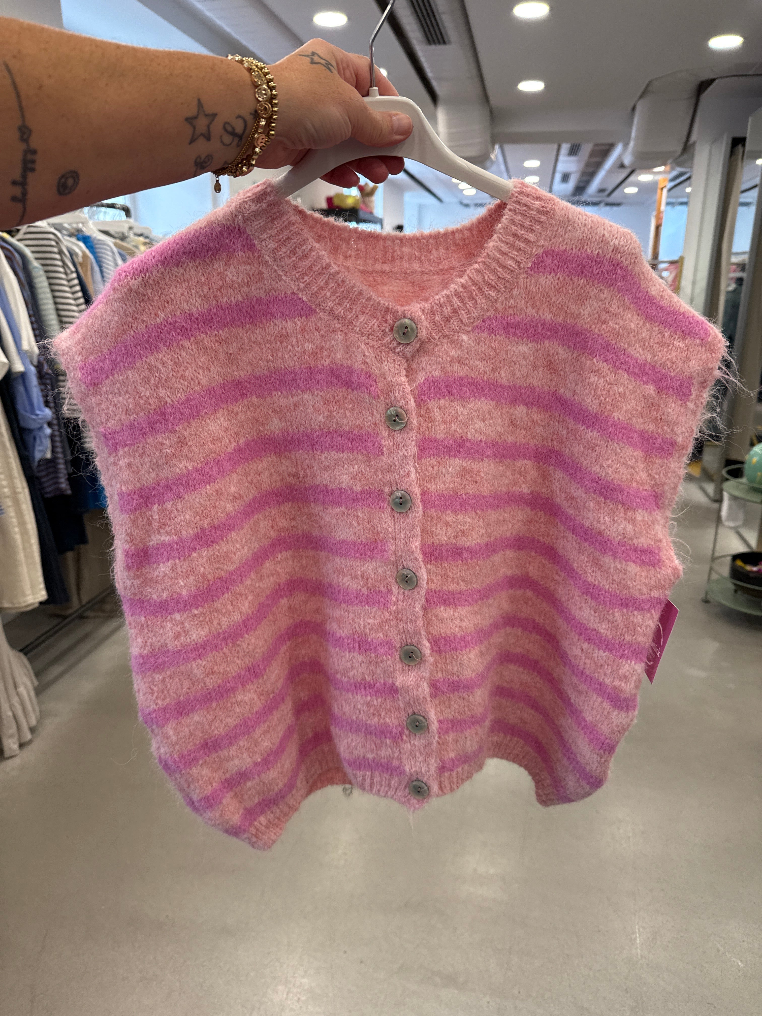 Cardigan Stripe