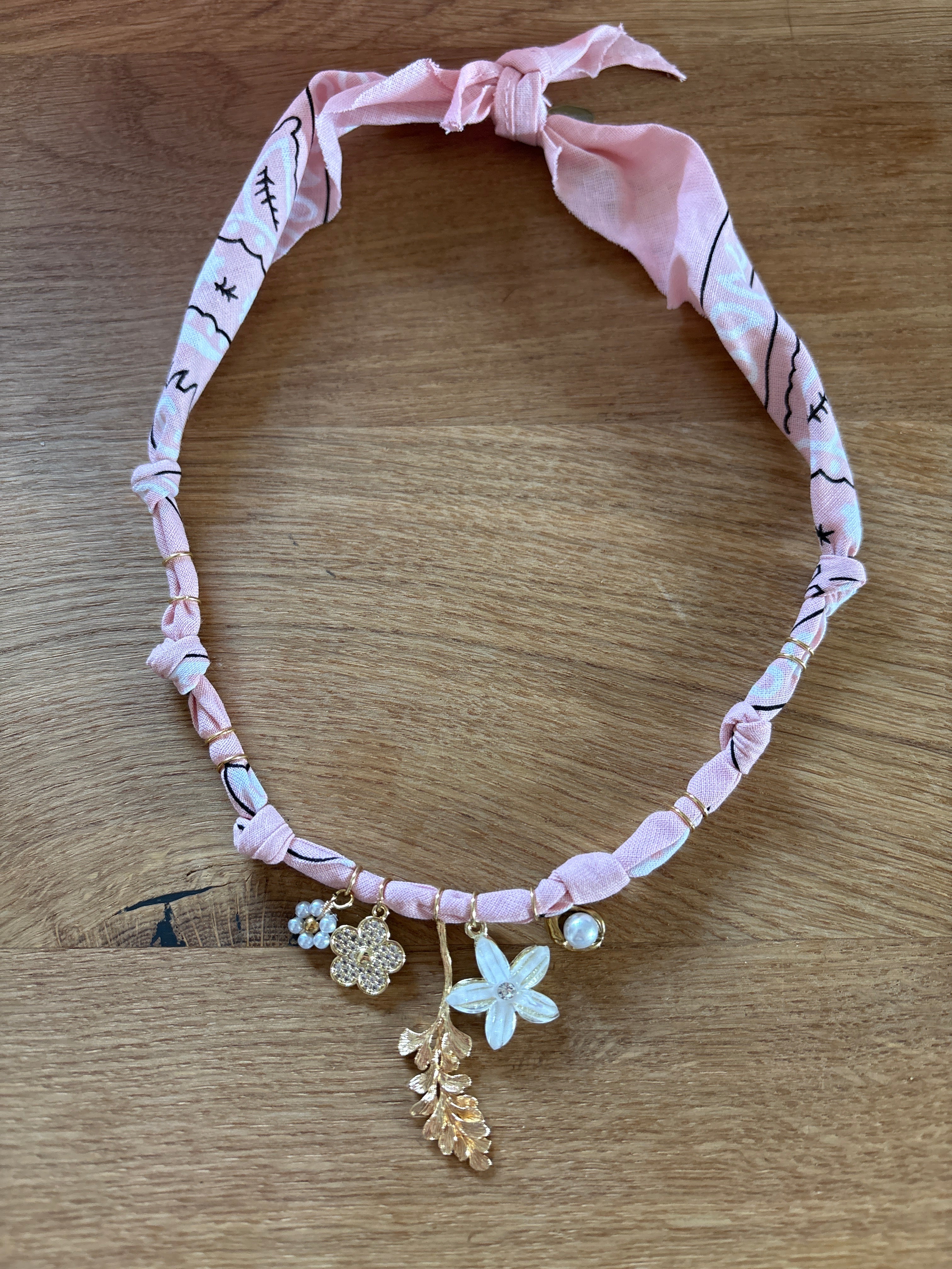 Kette Bandana rosa