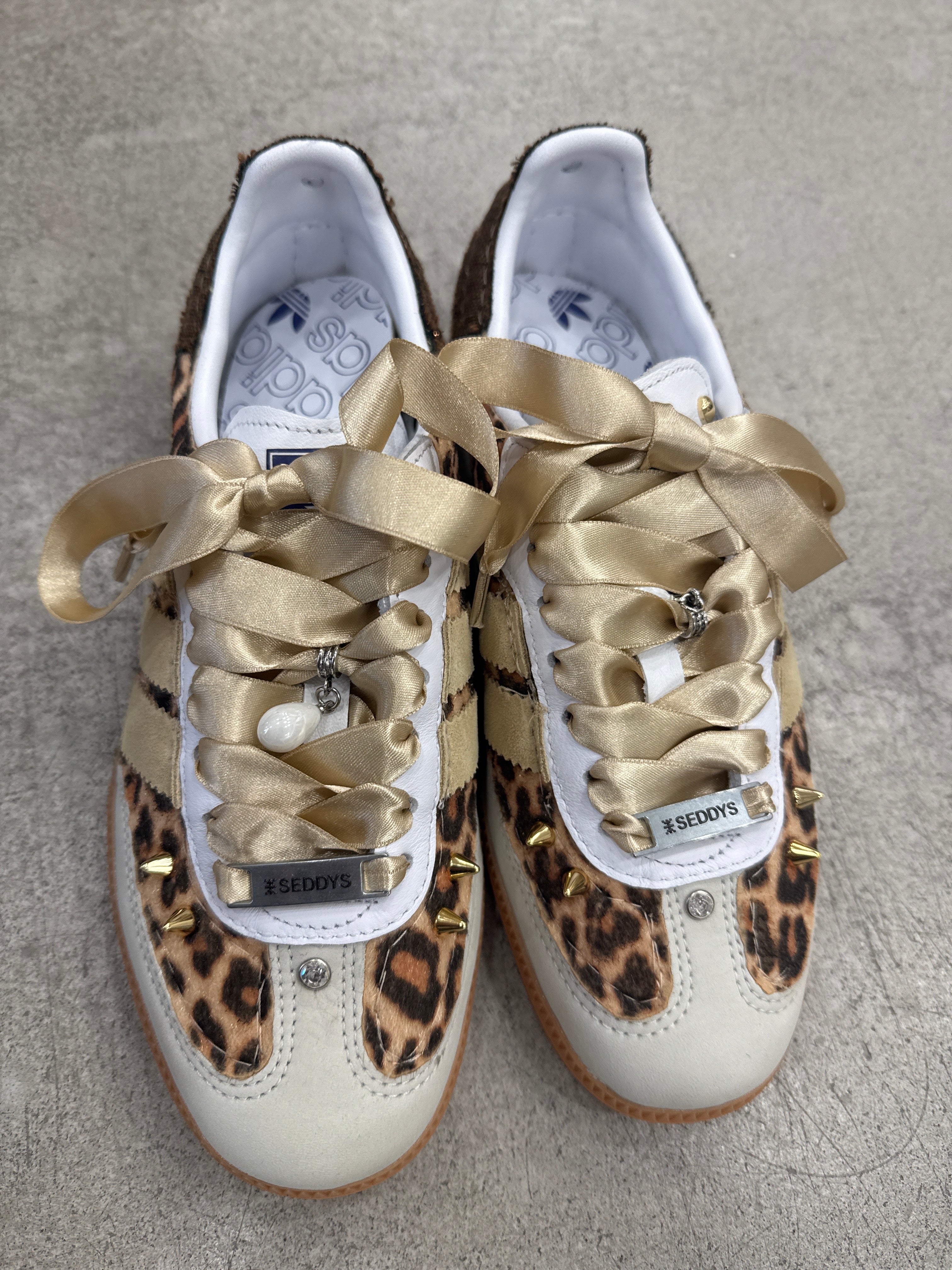 Adidas Samba customized leo