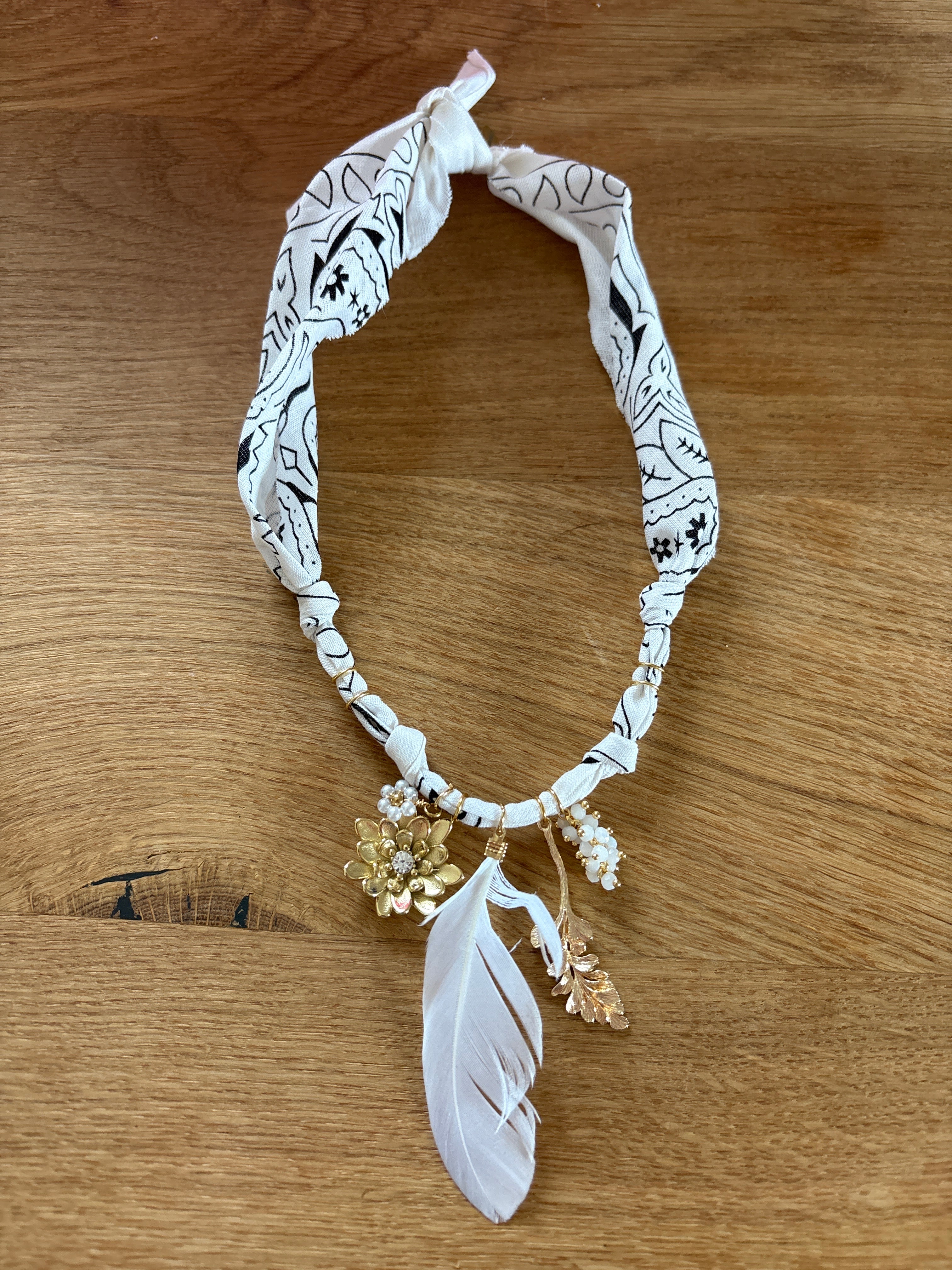 Kette Bandana weiß