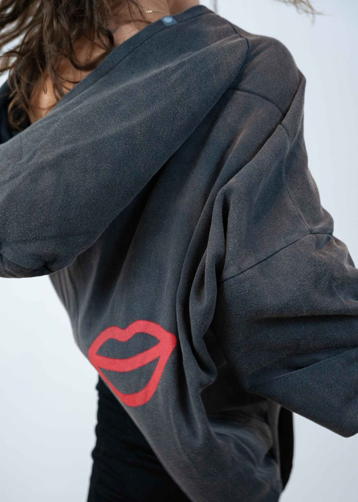 Outryght Noah Lips