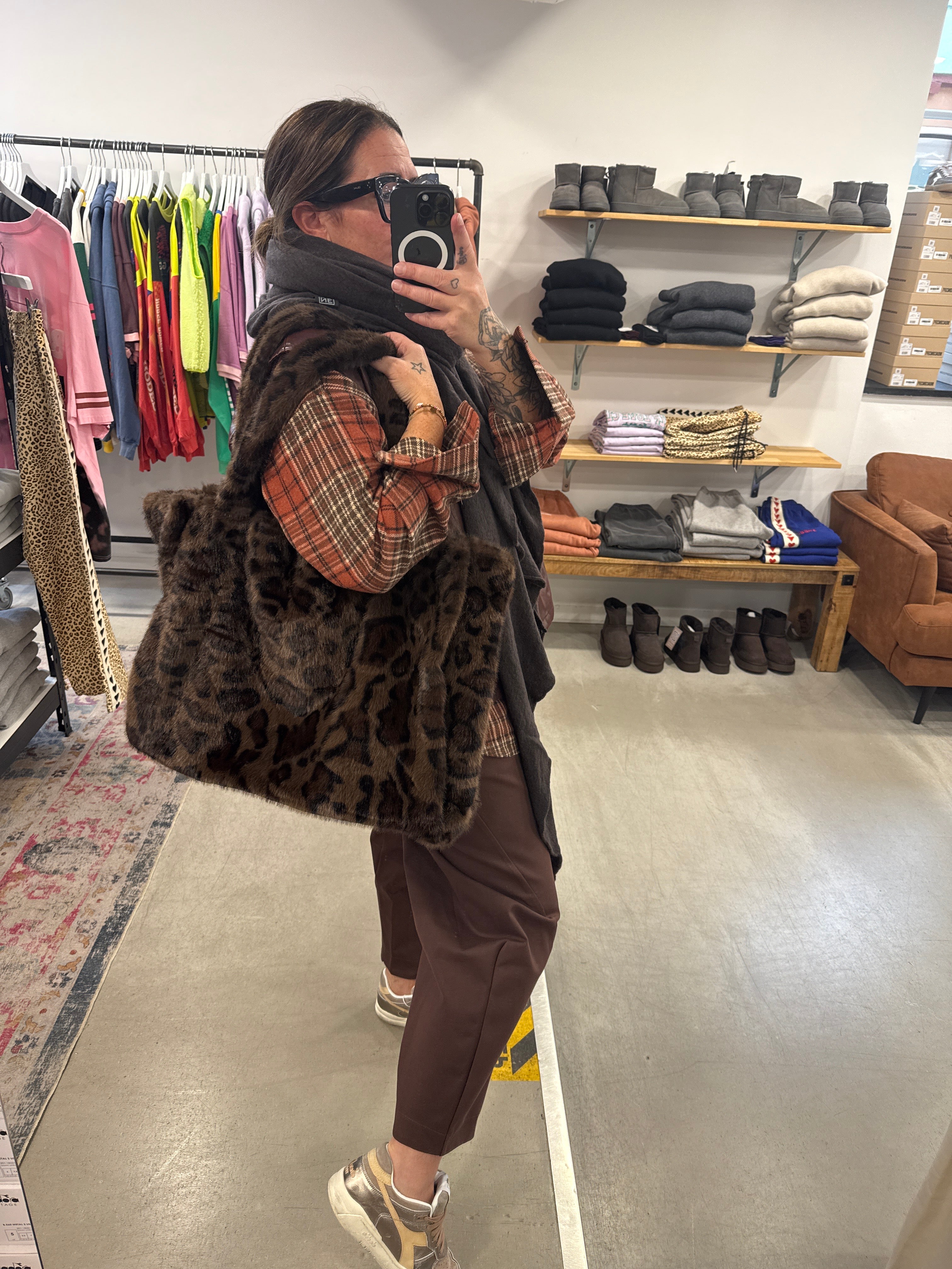 Tasche Plüsch Leo
