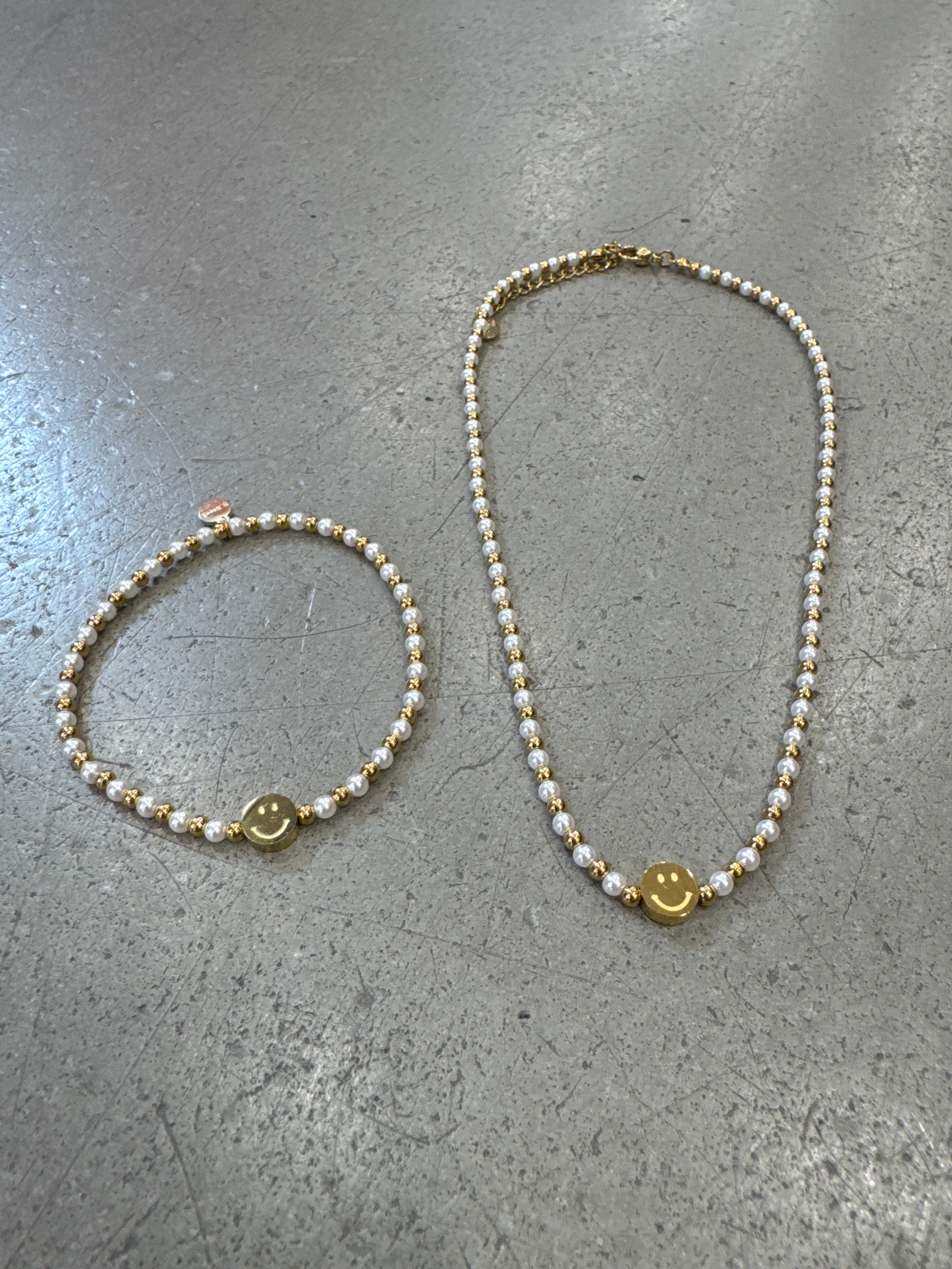 Kette Smiley Pearl Gold