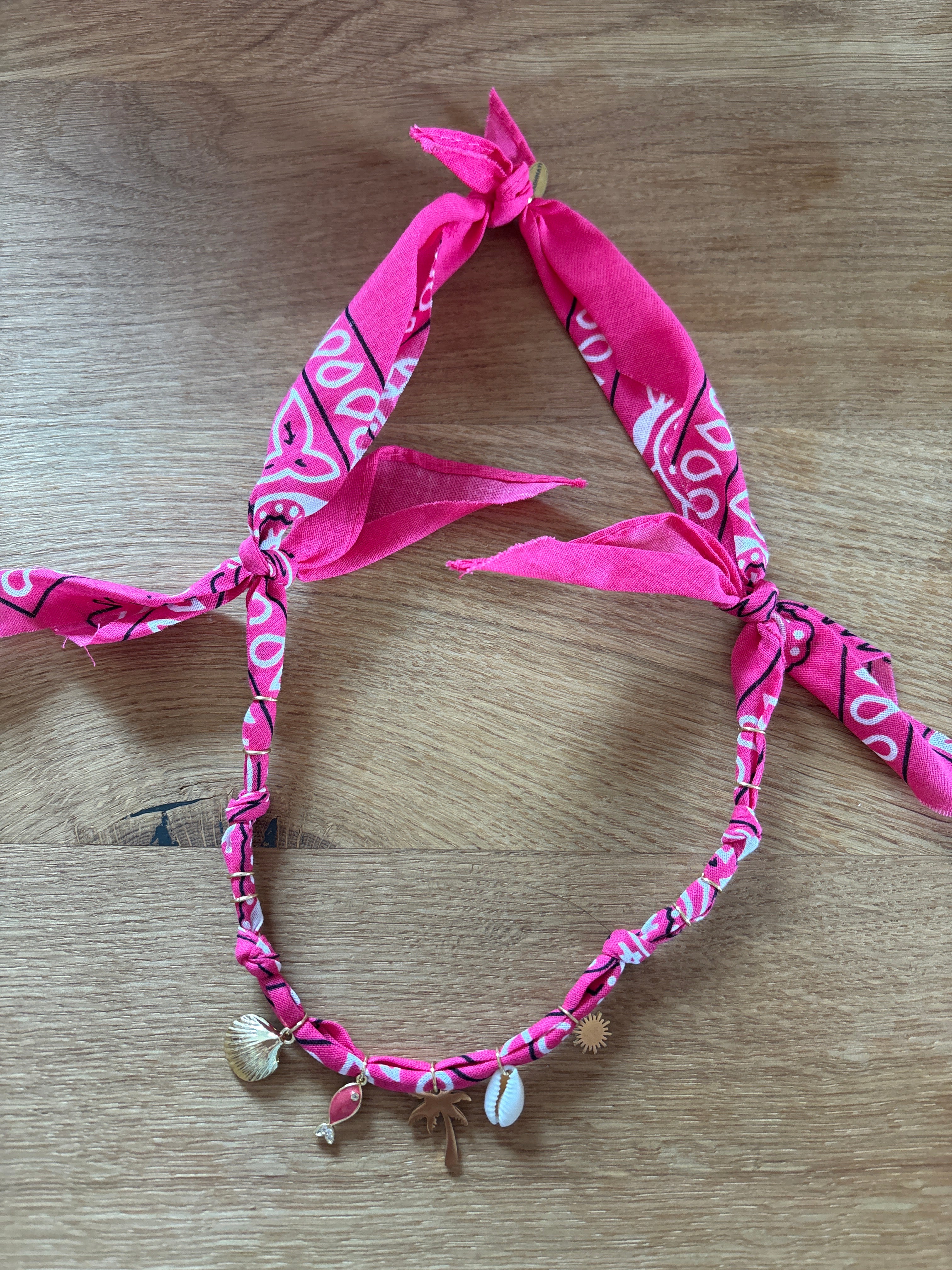 Kette Bandana pink