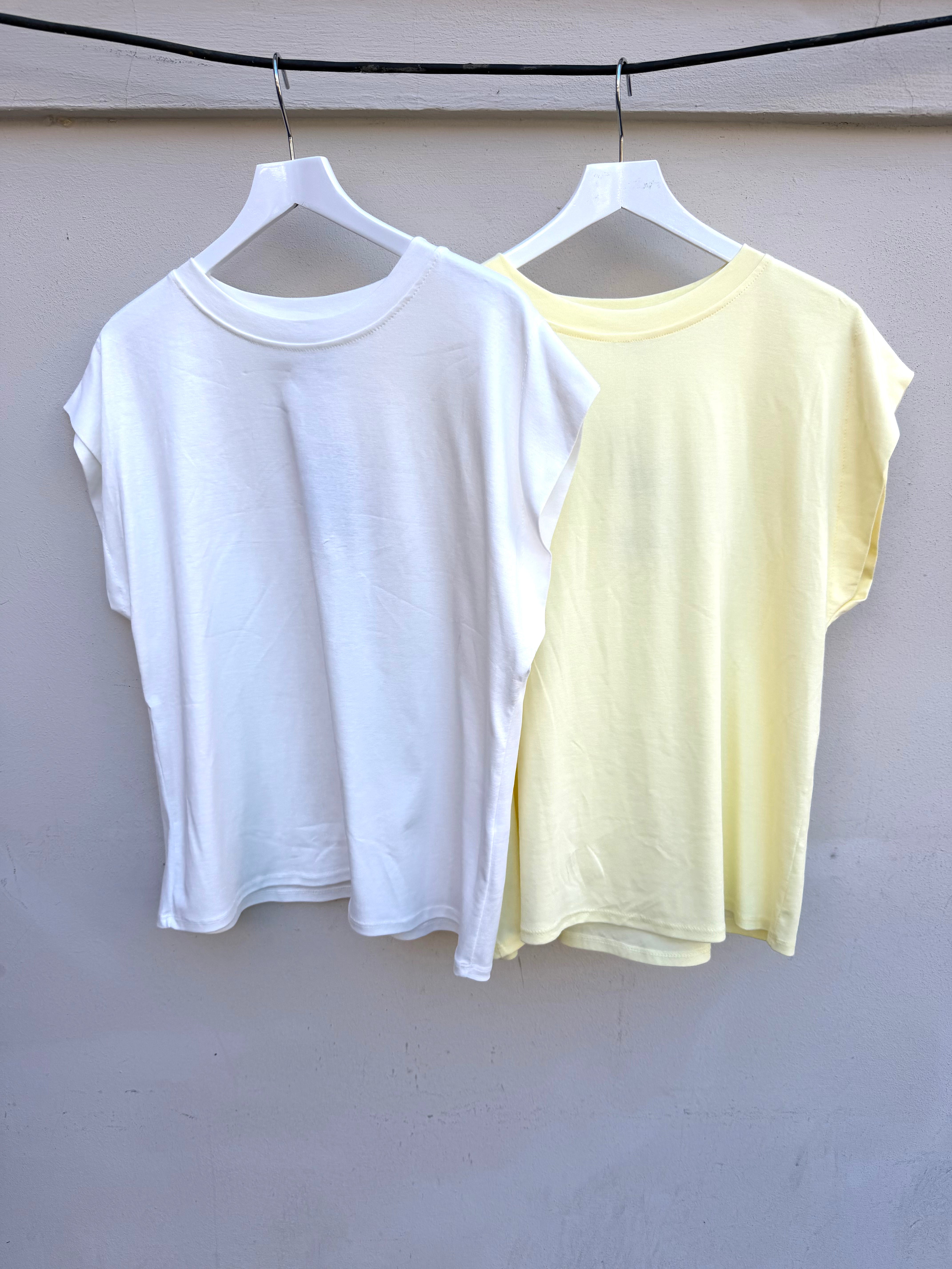 T-Shirt Cut Out