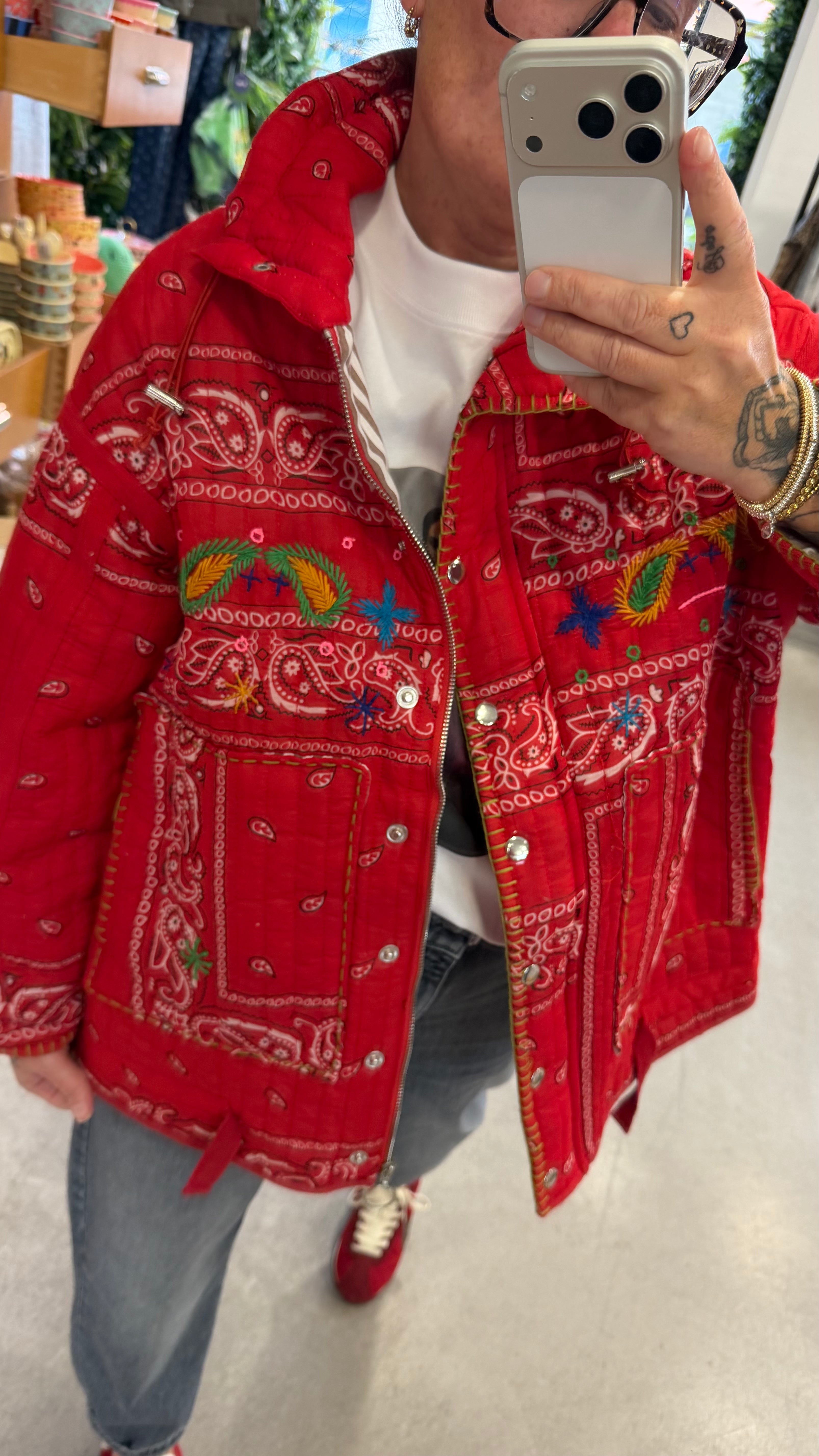 Jacke Paisley