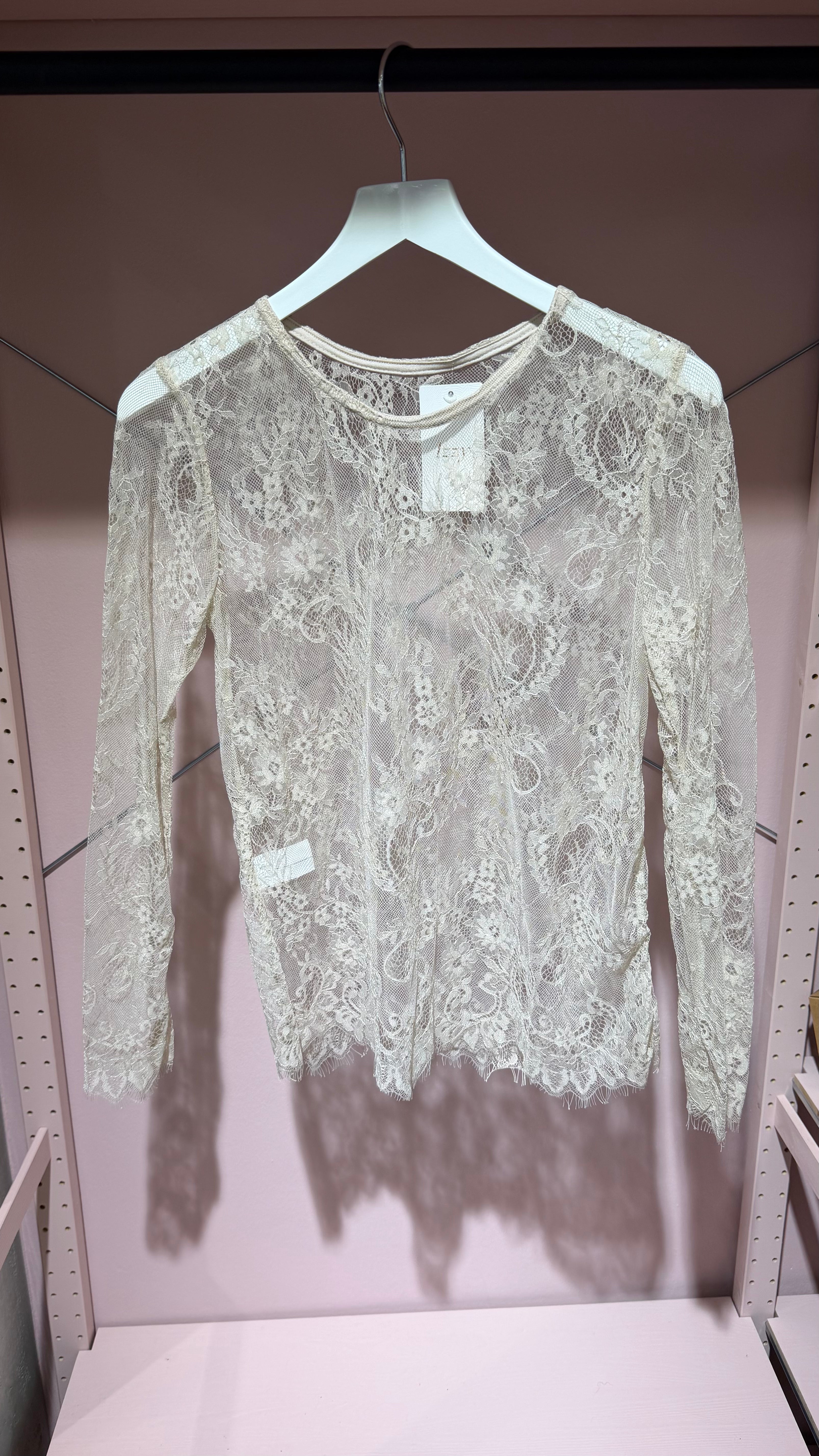 Mesh Lace