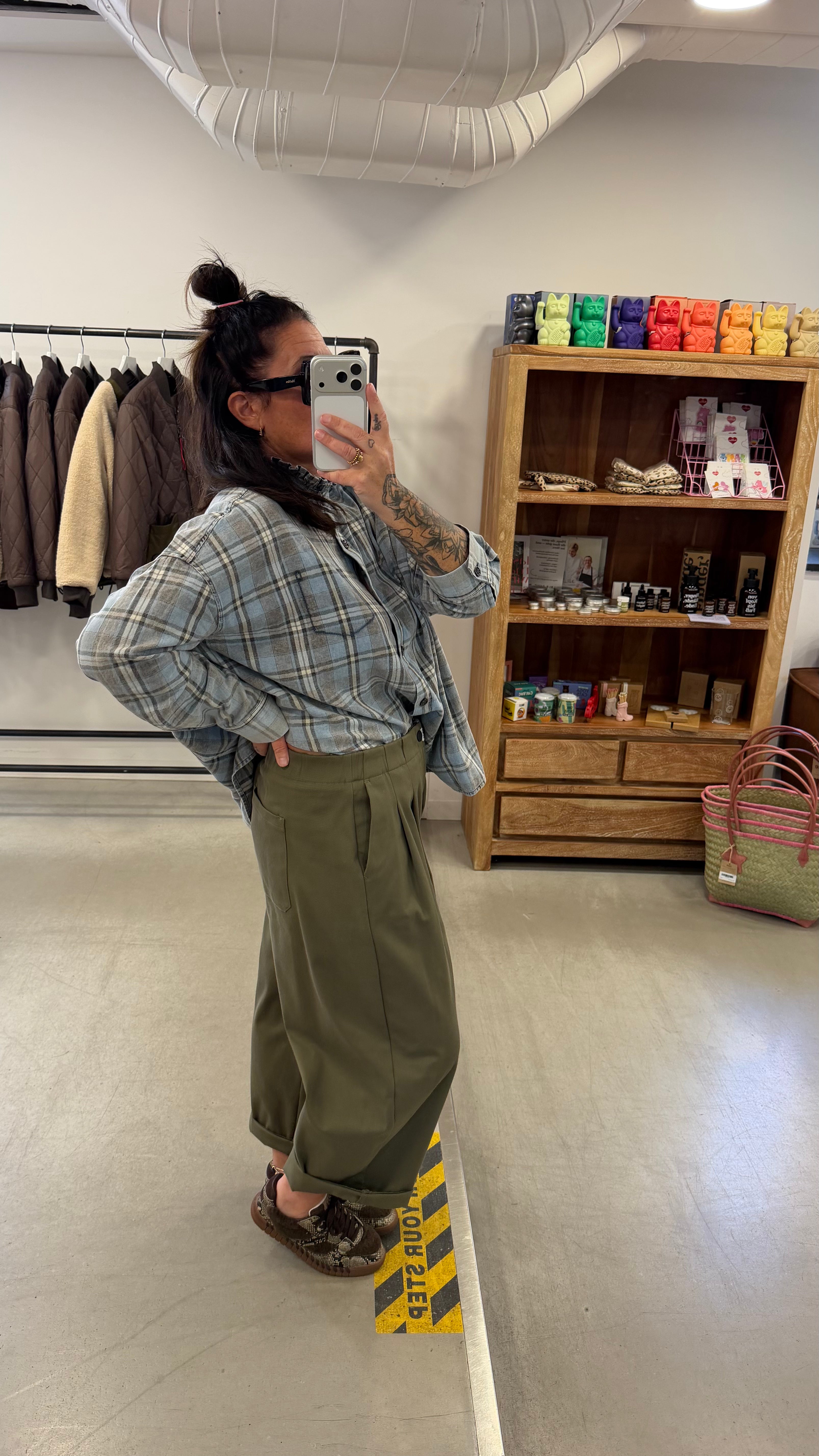 Hose PNTS the o shape
