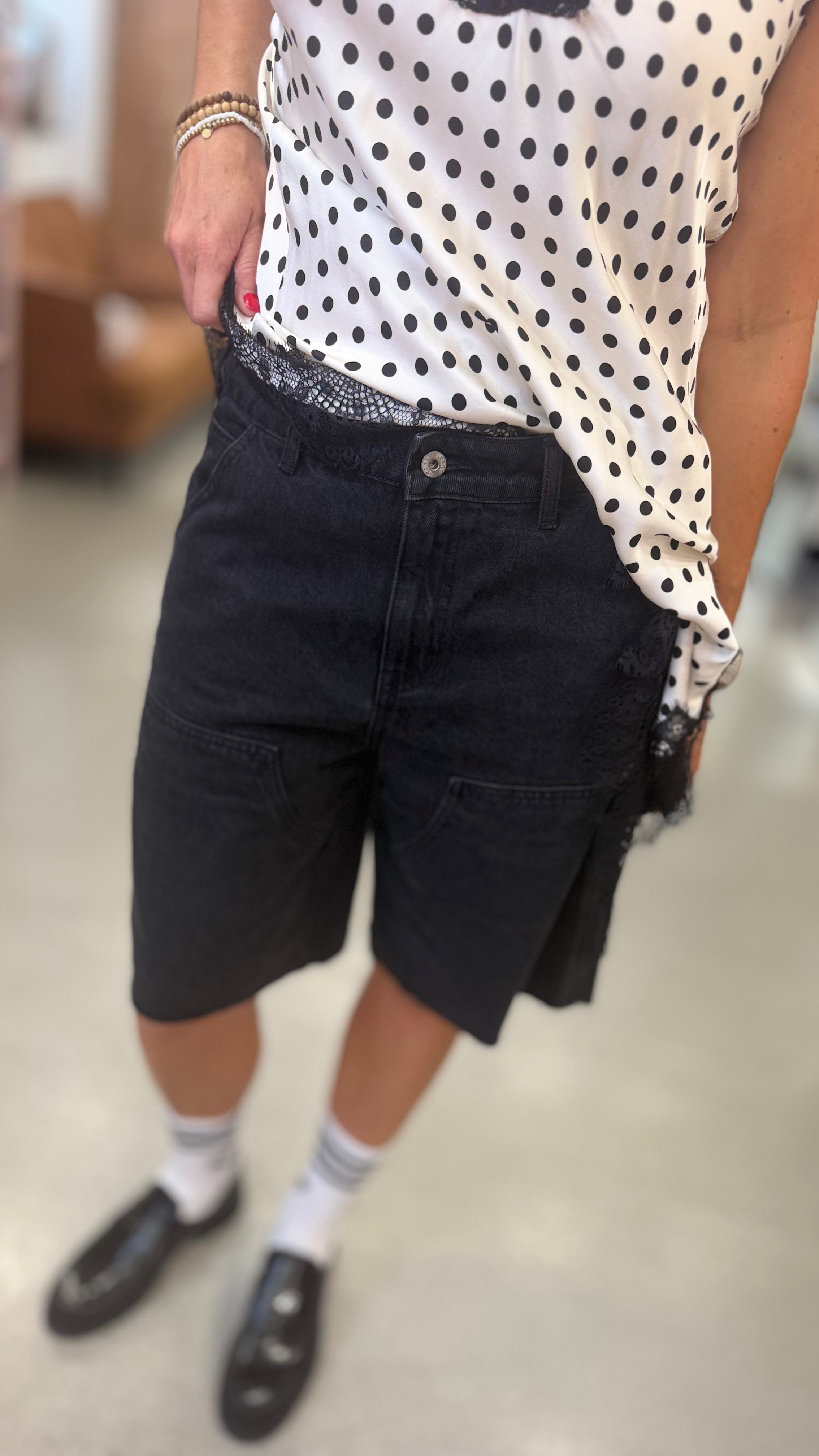 Bermuda black