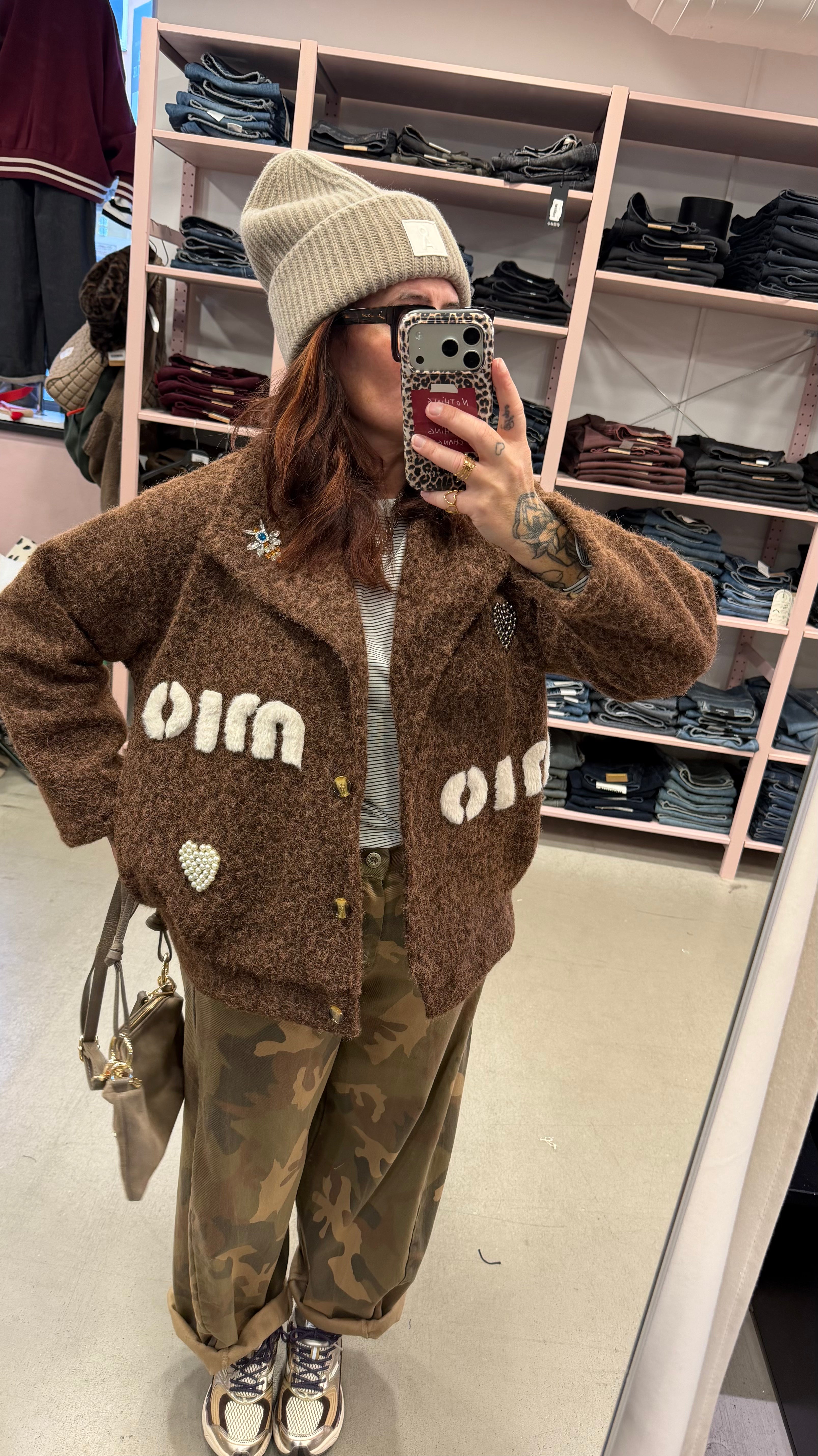 Jacke Min