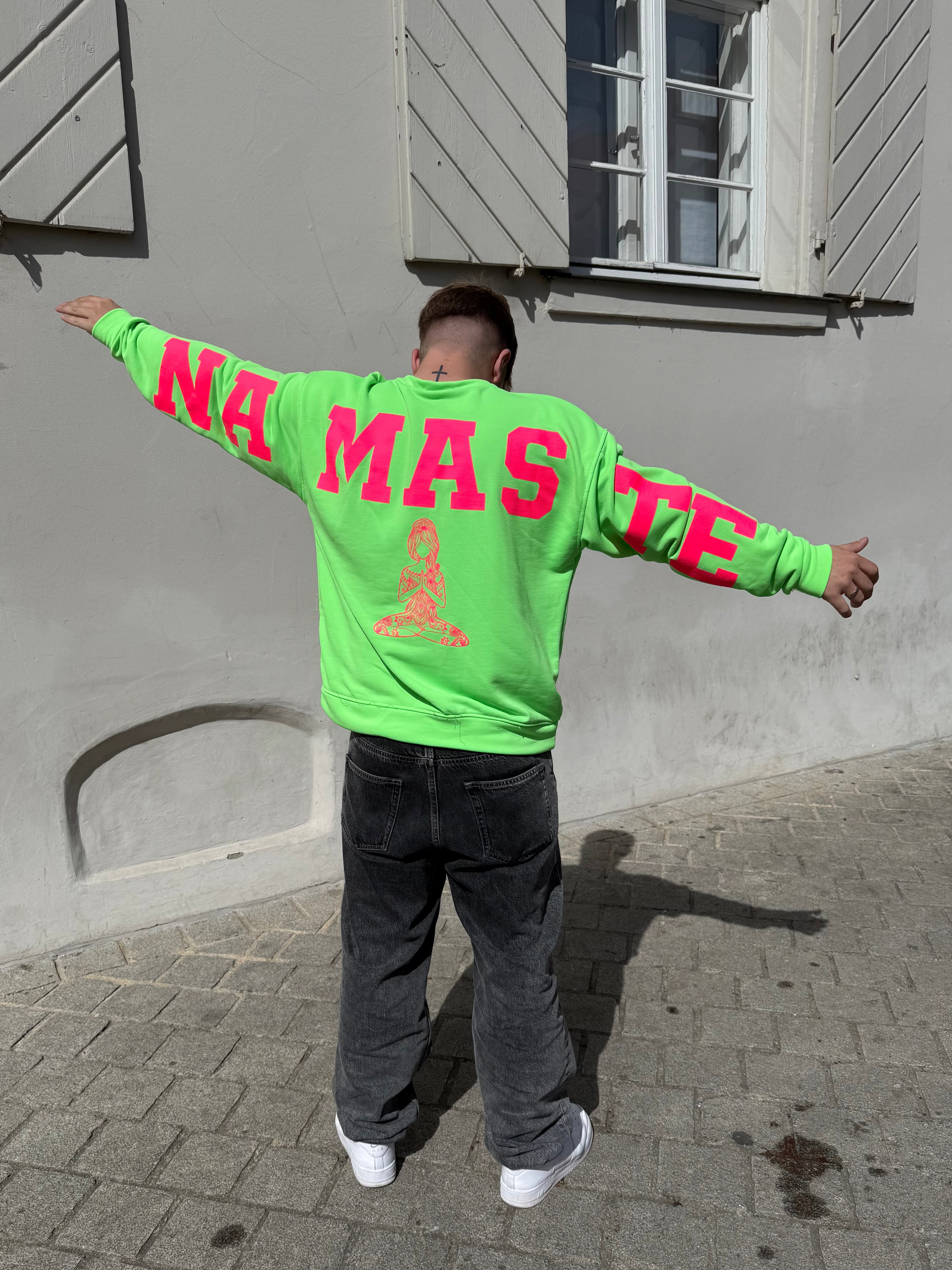 Pullover Namaste 05