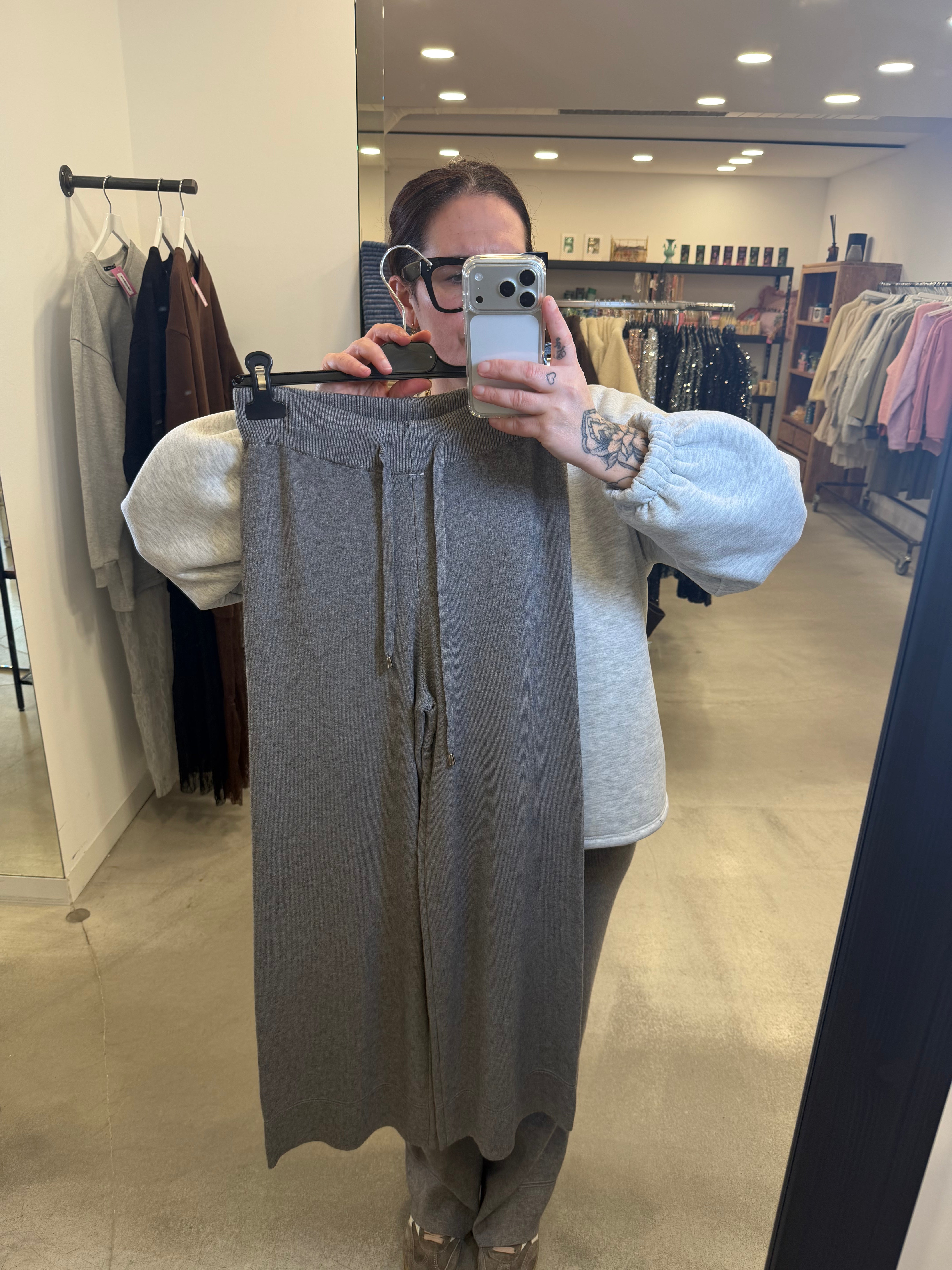 Hose knit basic