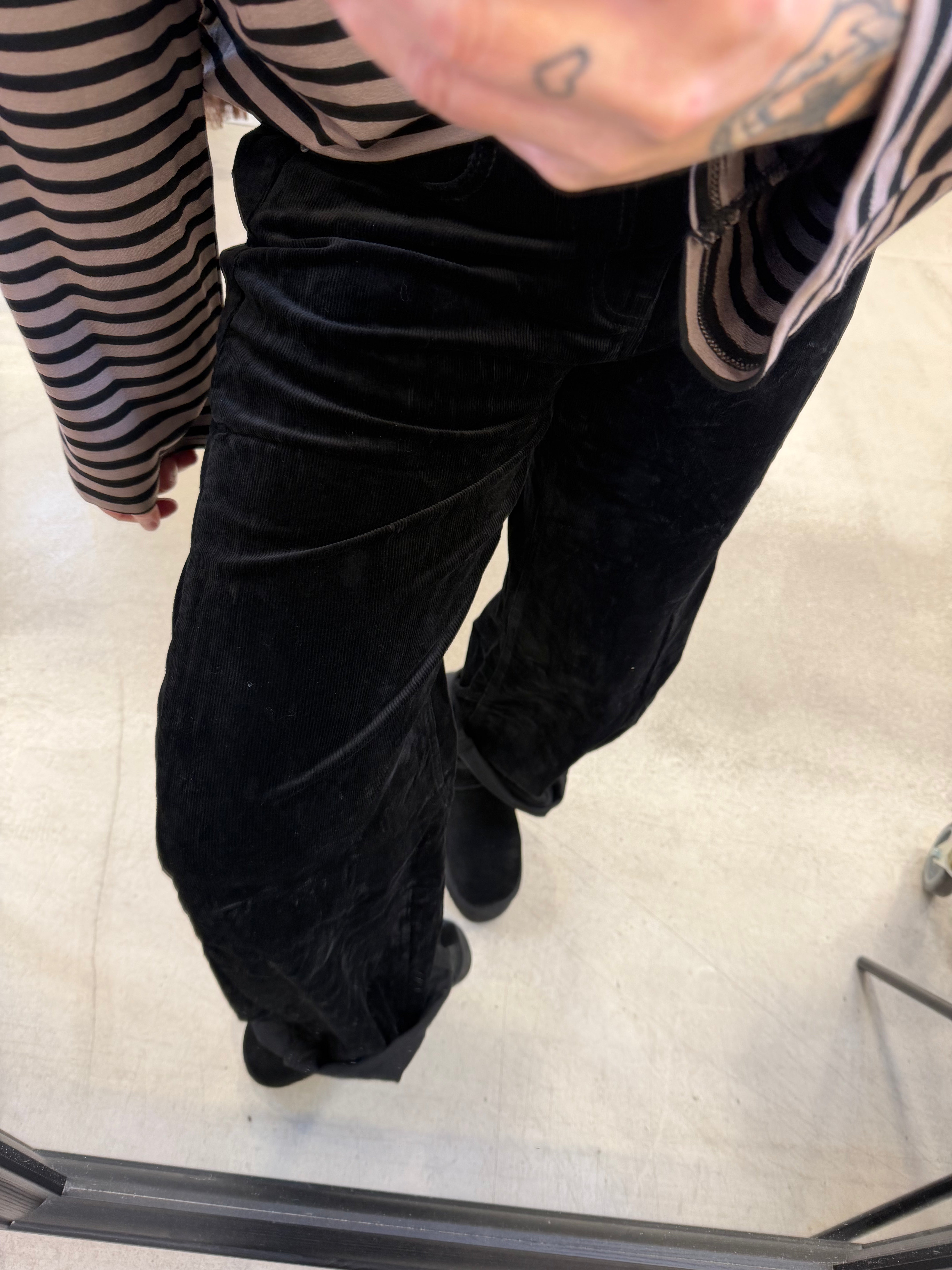 Hose Lou kord schwarz