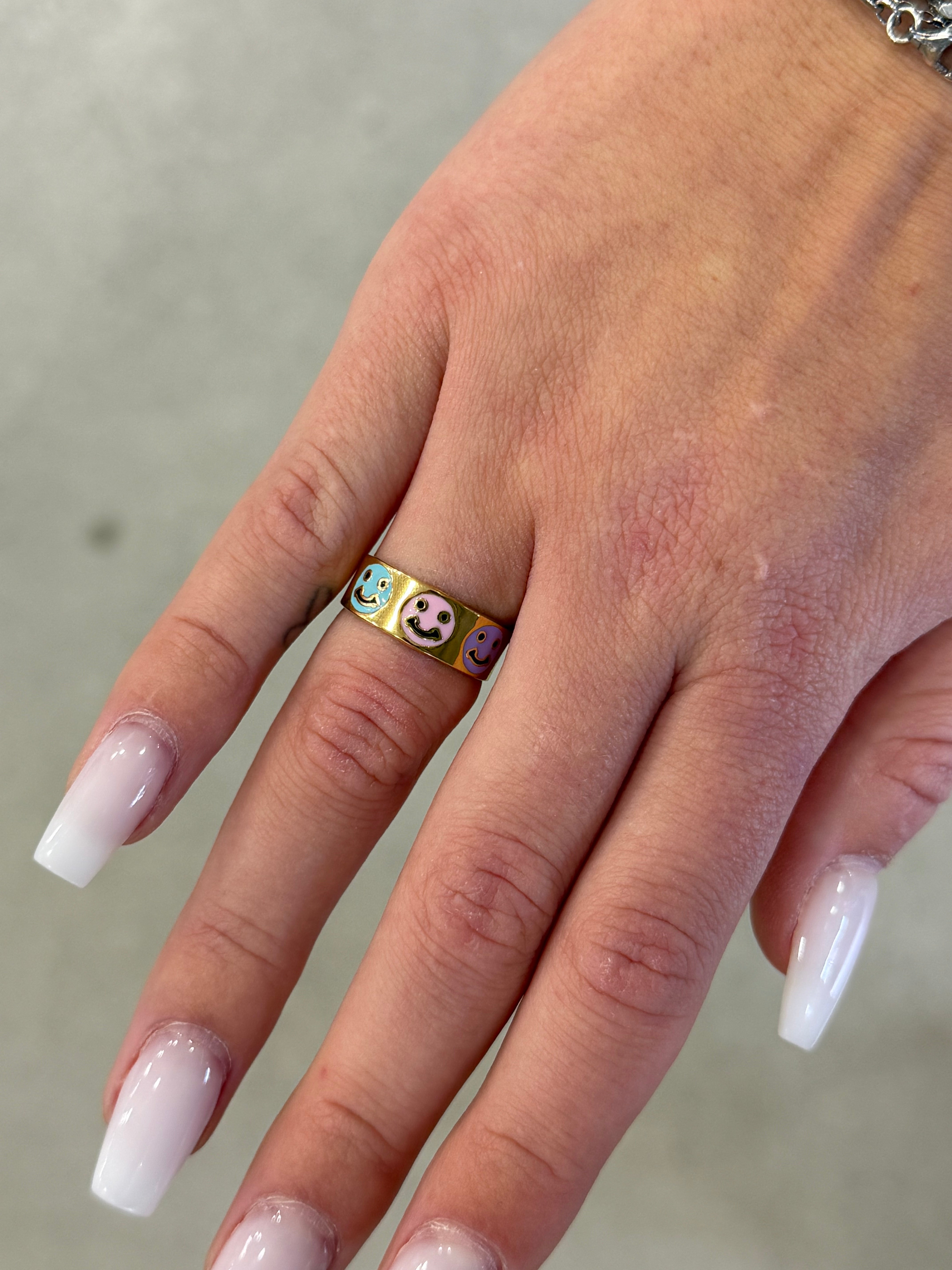 Ring Smiley Gold