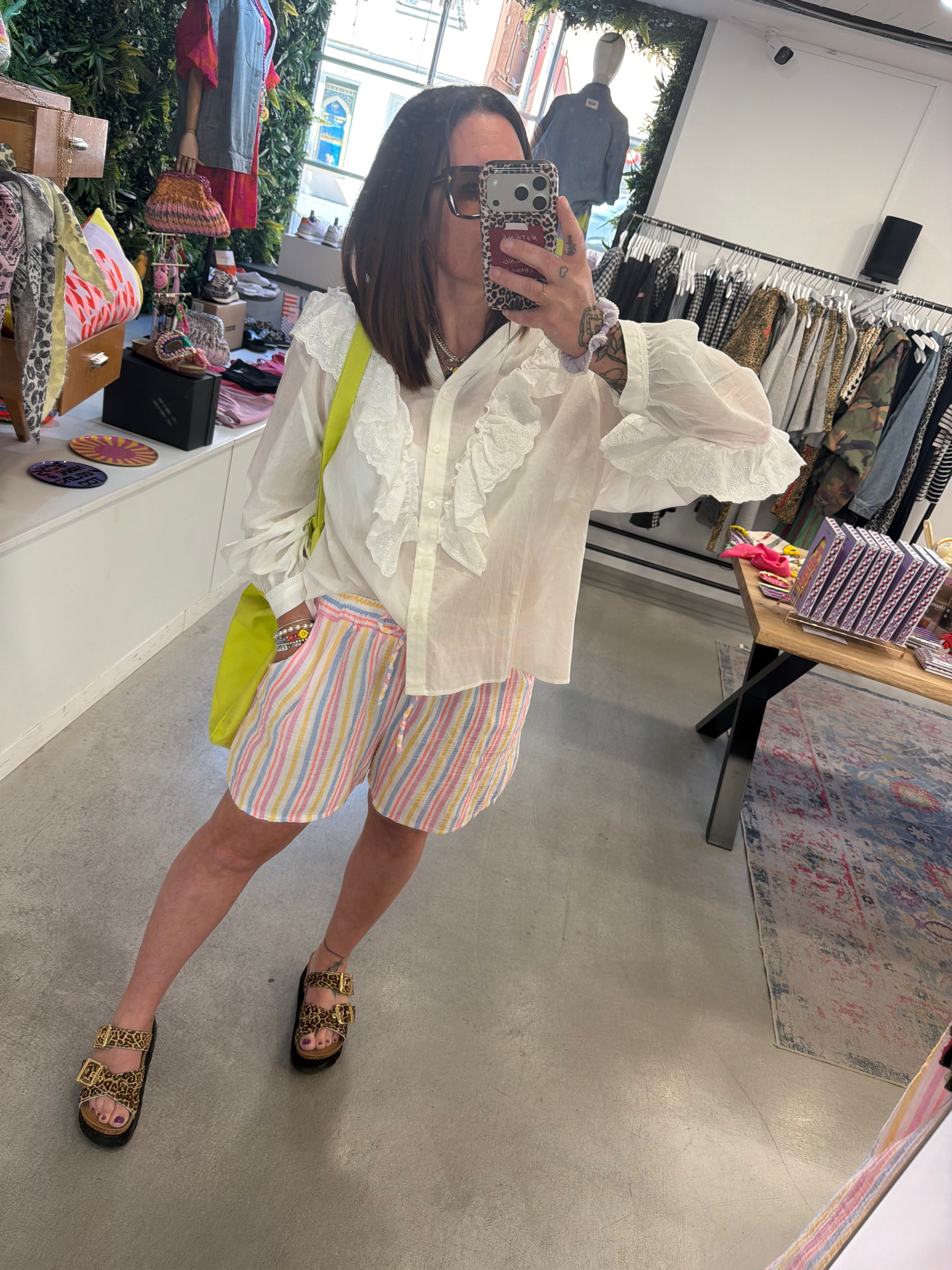 Short Musselin