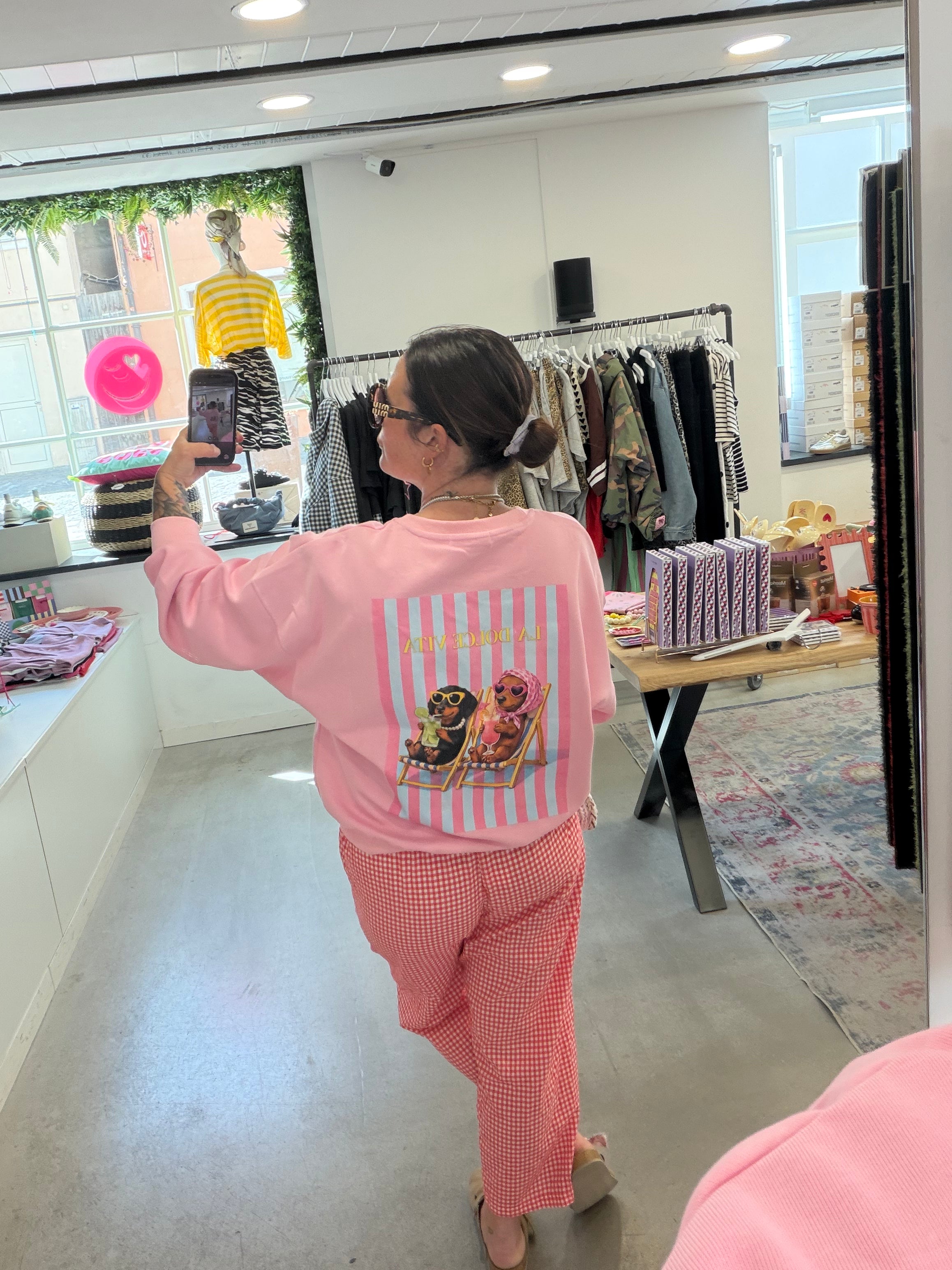 Mom Sweater Iconic