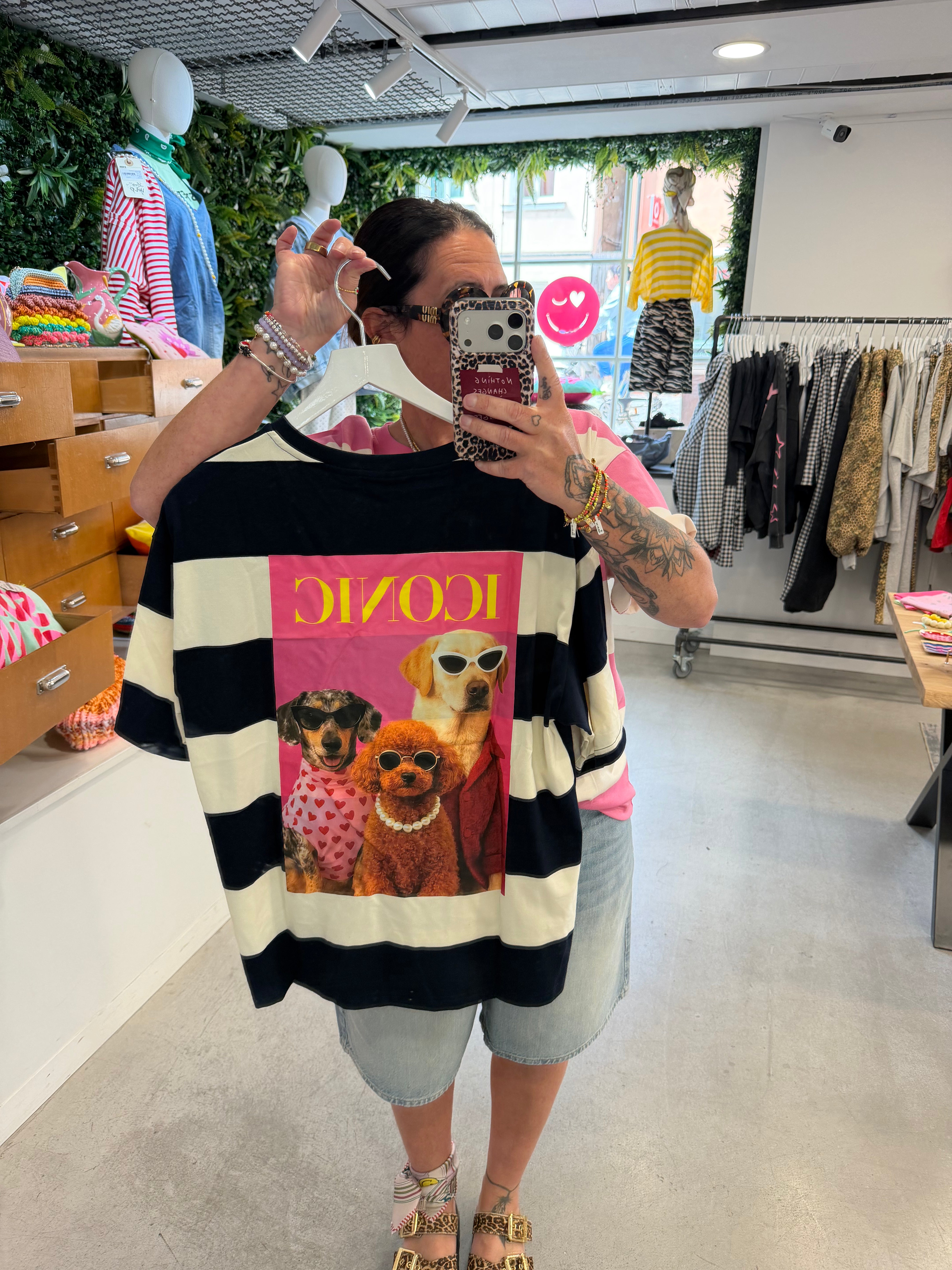 T-Shirt Iconic Dog