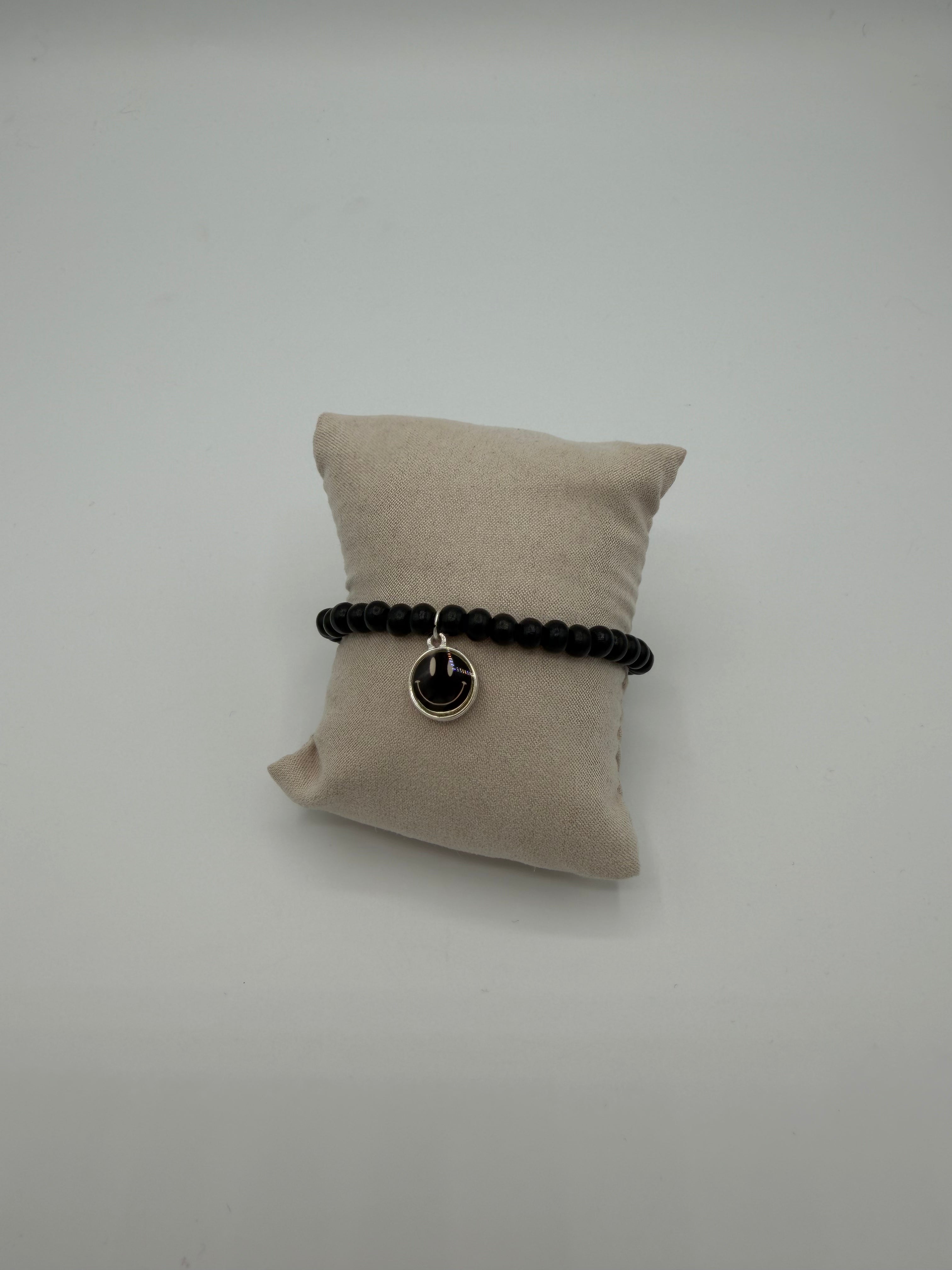 ARMBAND ESCAPULARIO SMILEY