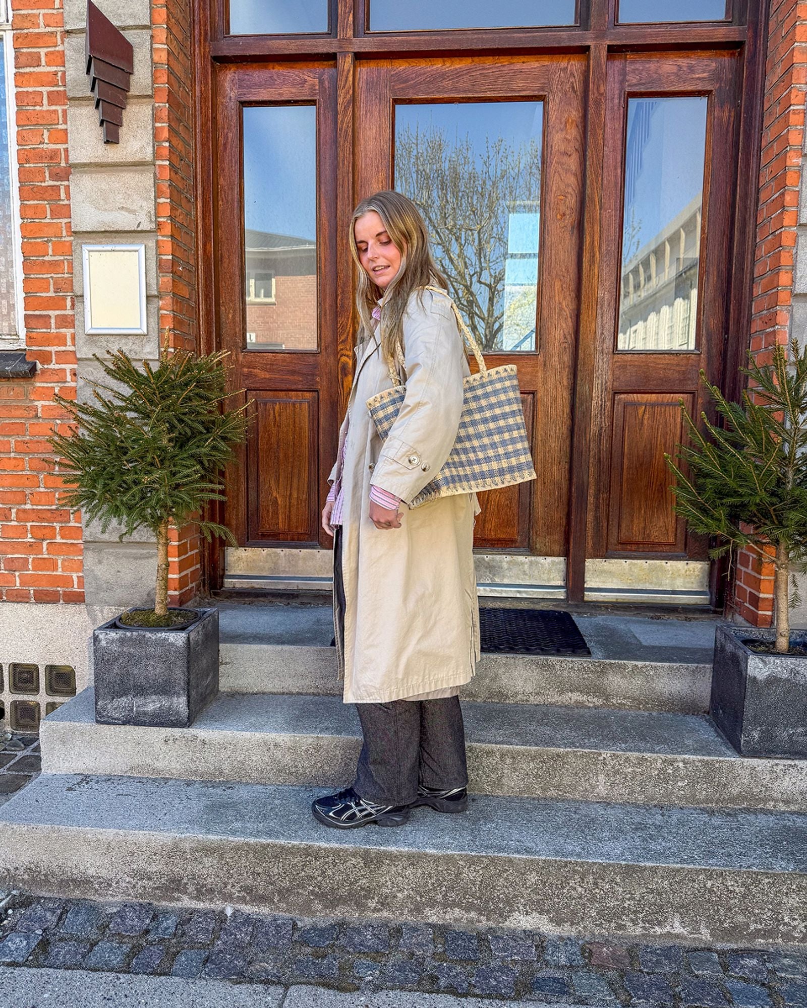 Rice Kleine Raffia Tasche Blau