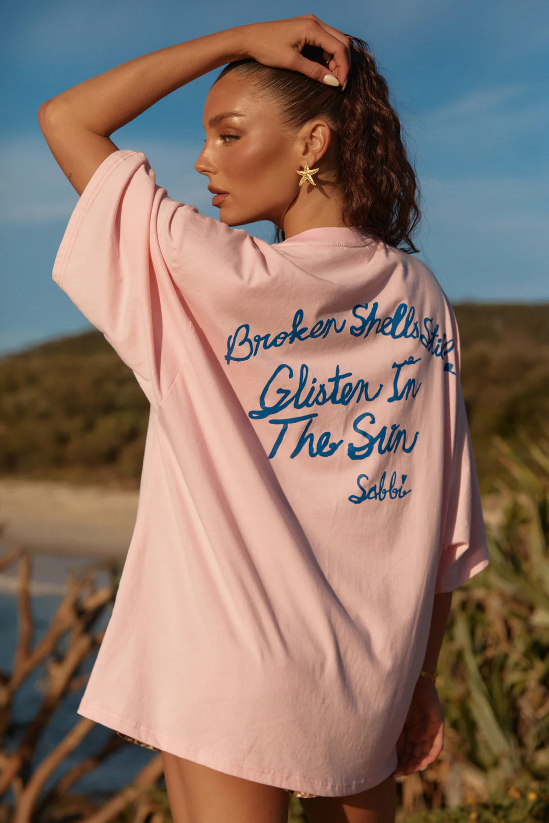 Sabbi OVERSIZED SHELL TITTY TEE