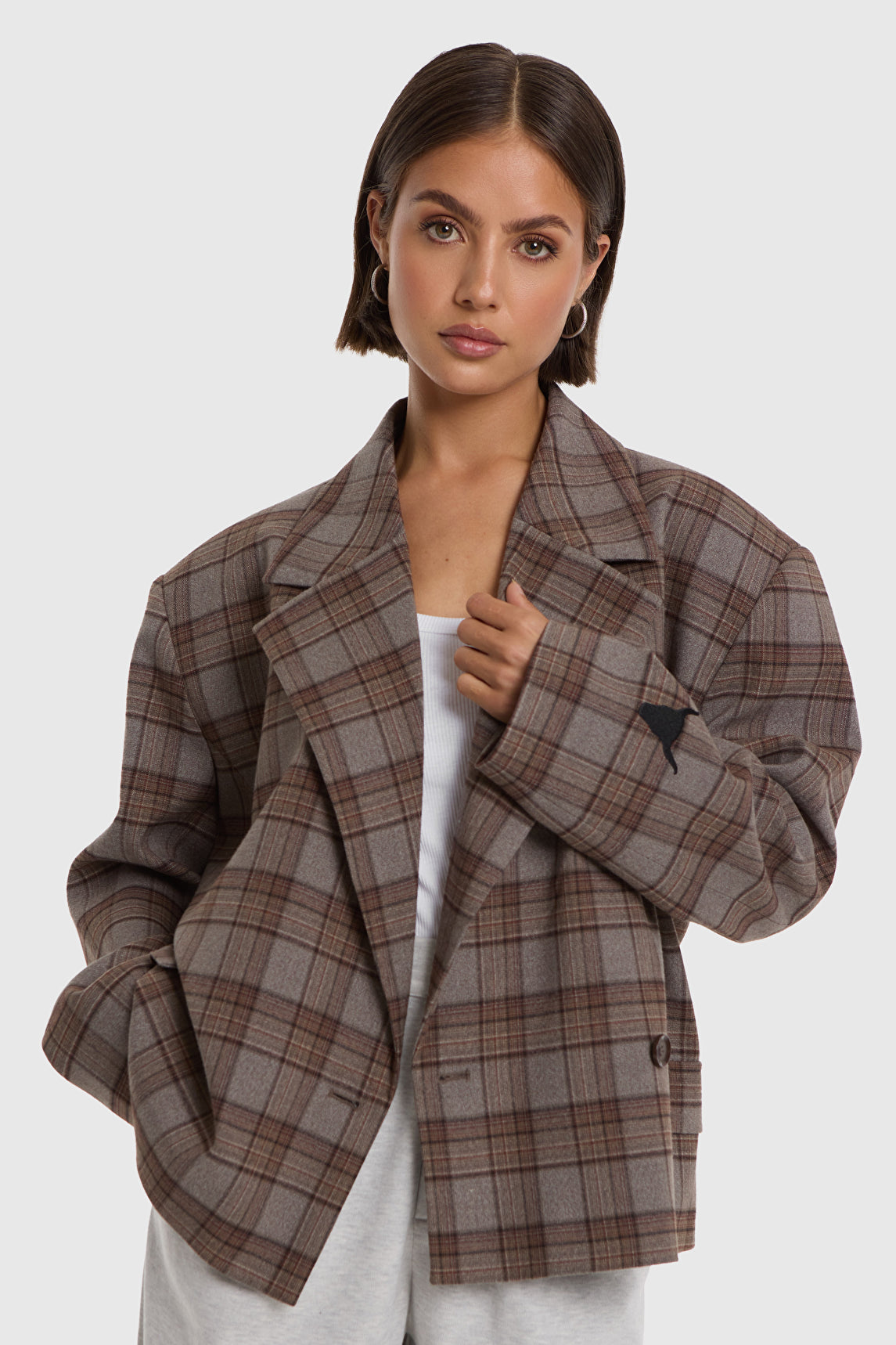 ALIX The Label Cropped Check Blazer in Warm Brown – Vorderansicht