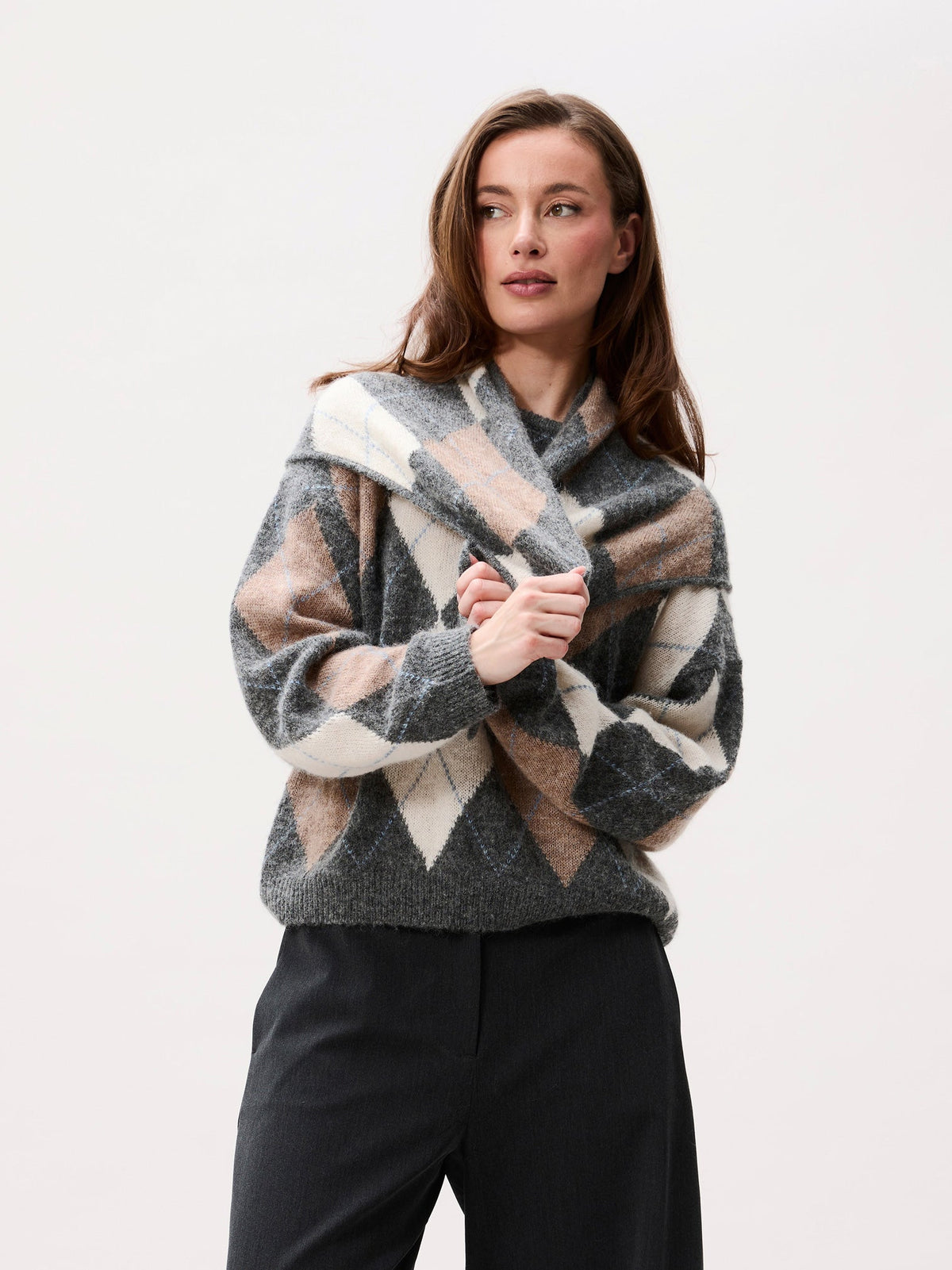 Catwalk Junkie Triangle Argyle Scarf Dunkelgrau meliert – Herstellerbild