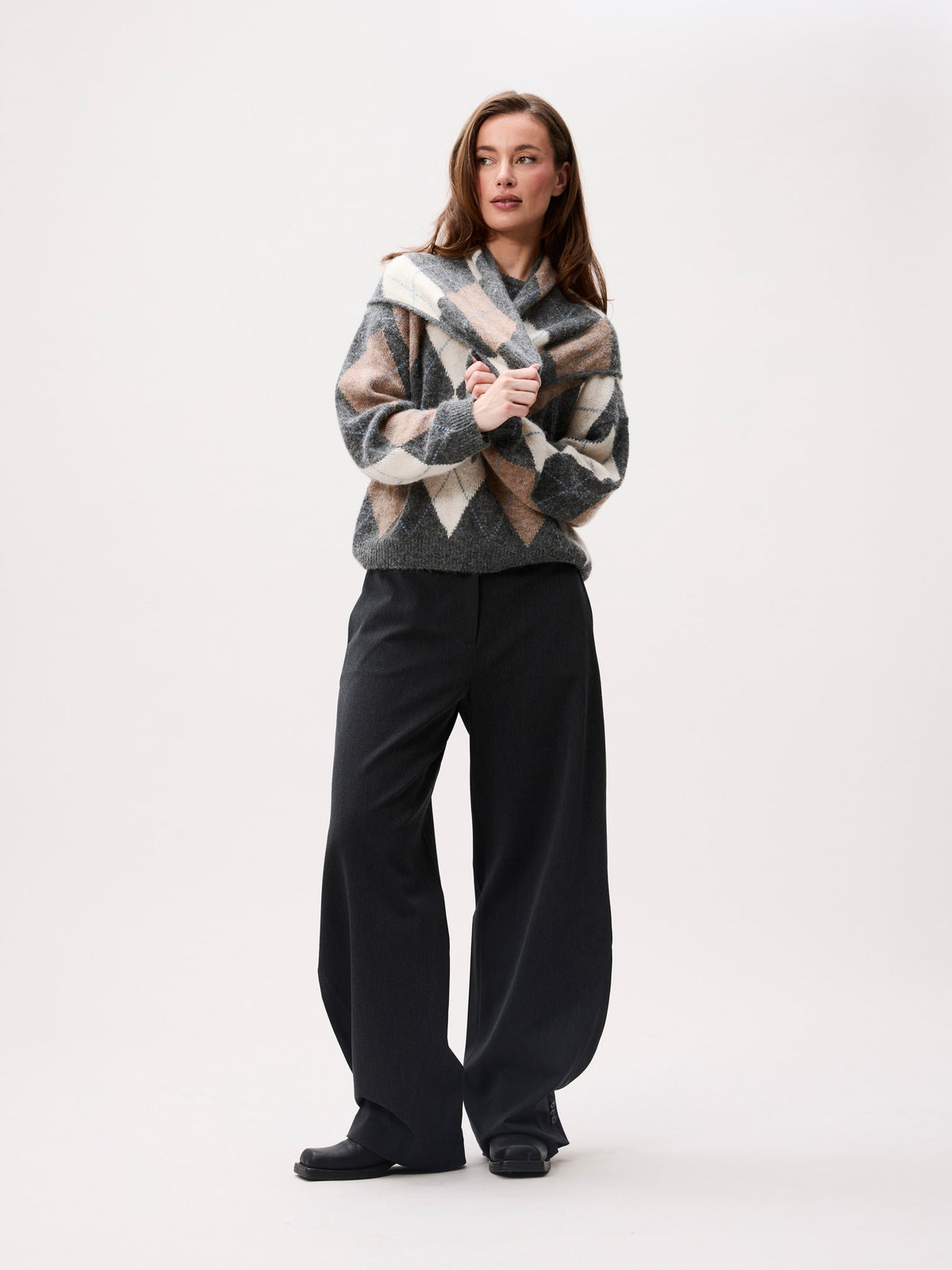 Catwalk Junkie Triangle Argyle Scarf Dunkelgrau meliert – Herstellerbild