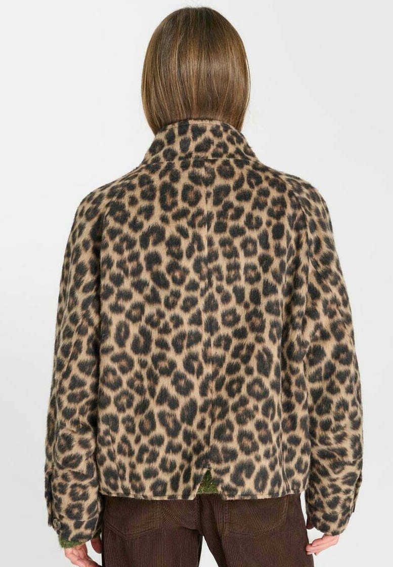 Zoleo Jacke in Bark – Rückansicht