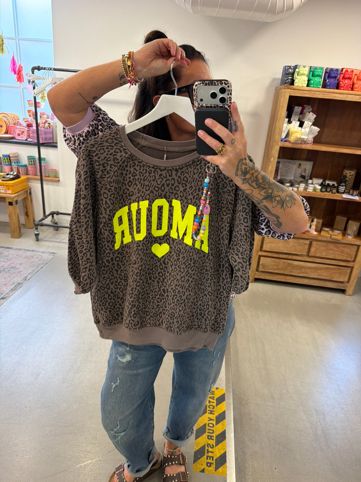 T-Shirt Sweater Amour