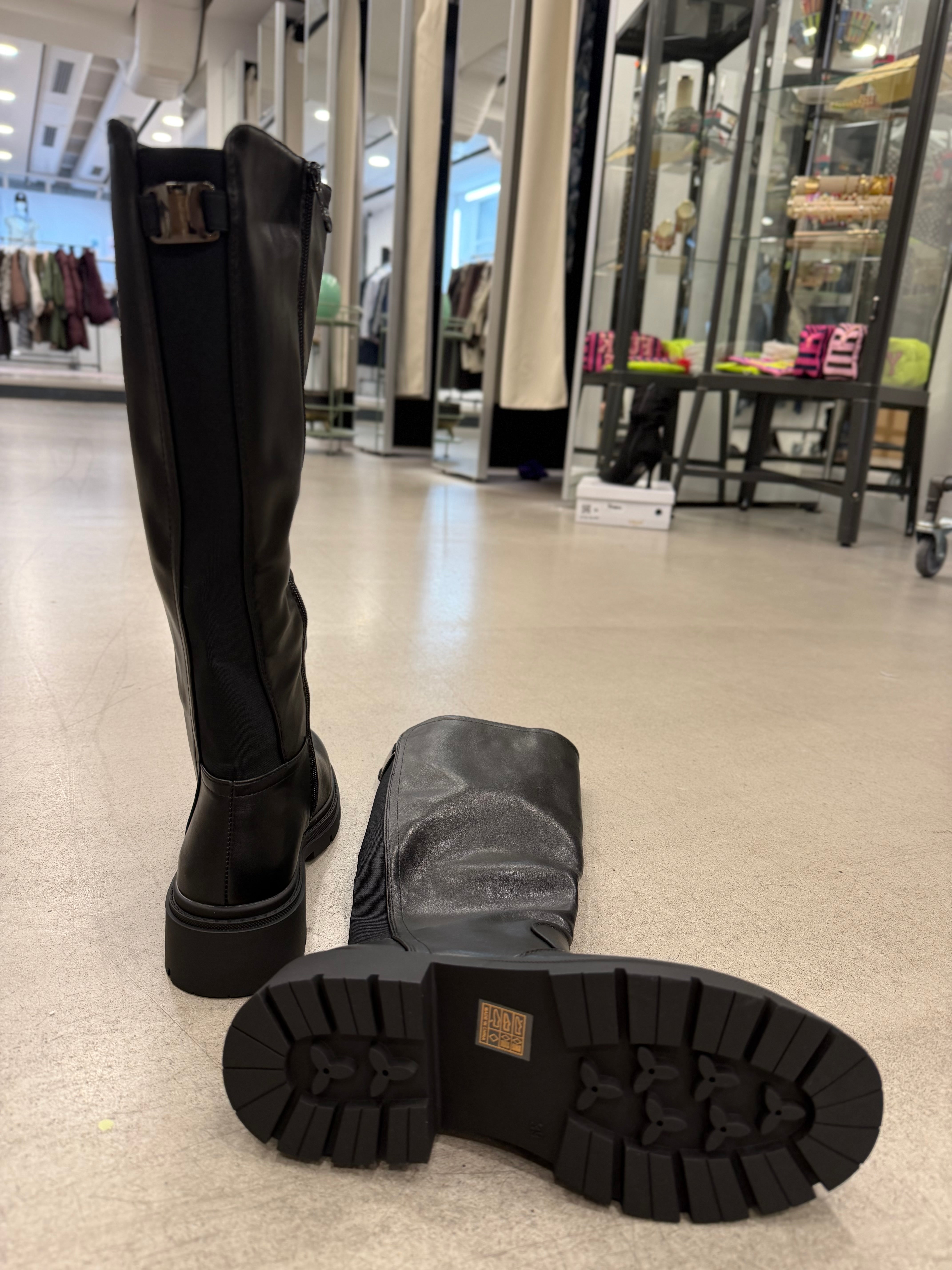 Boot Zou