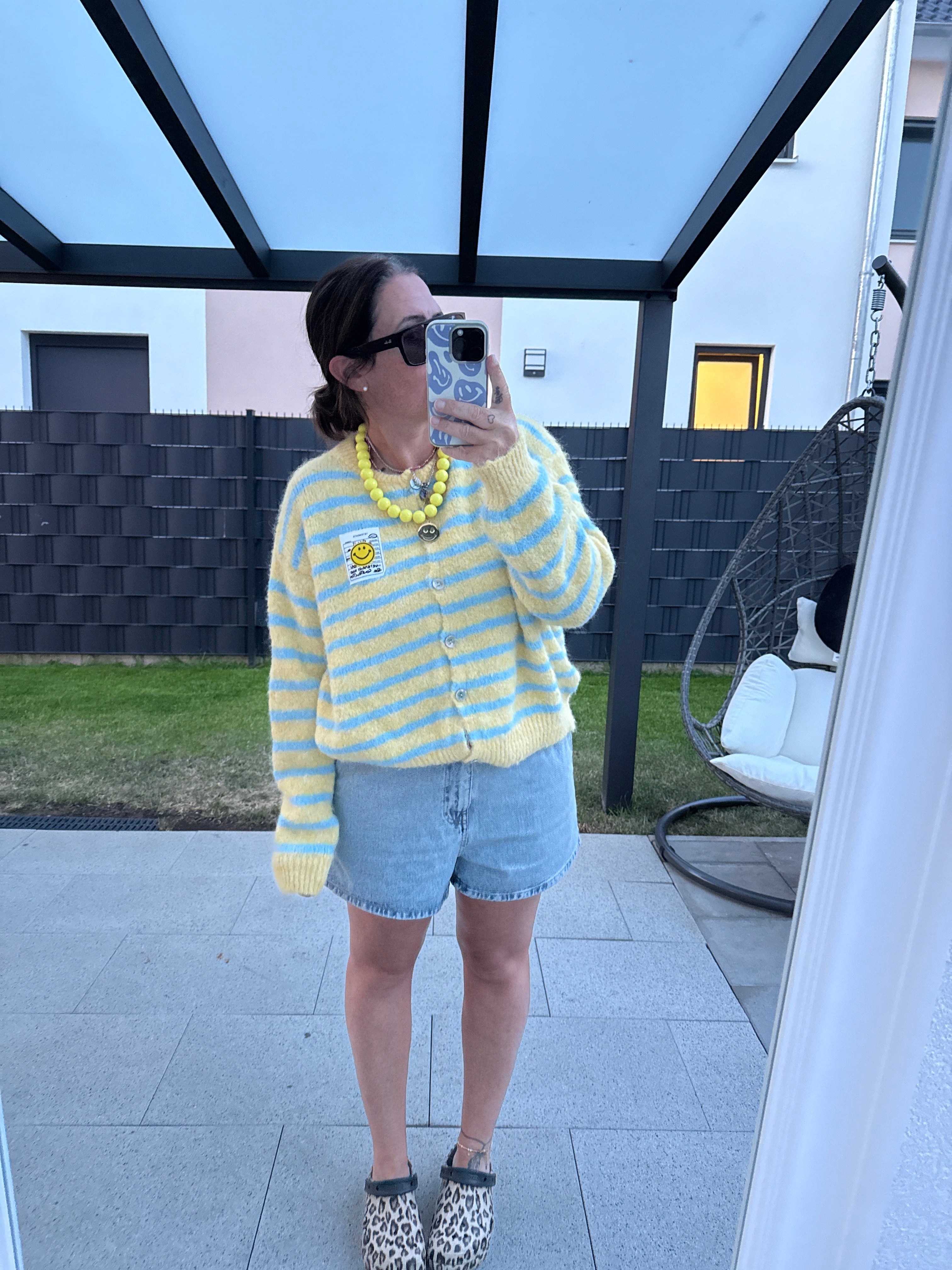 Cardigan Smiley