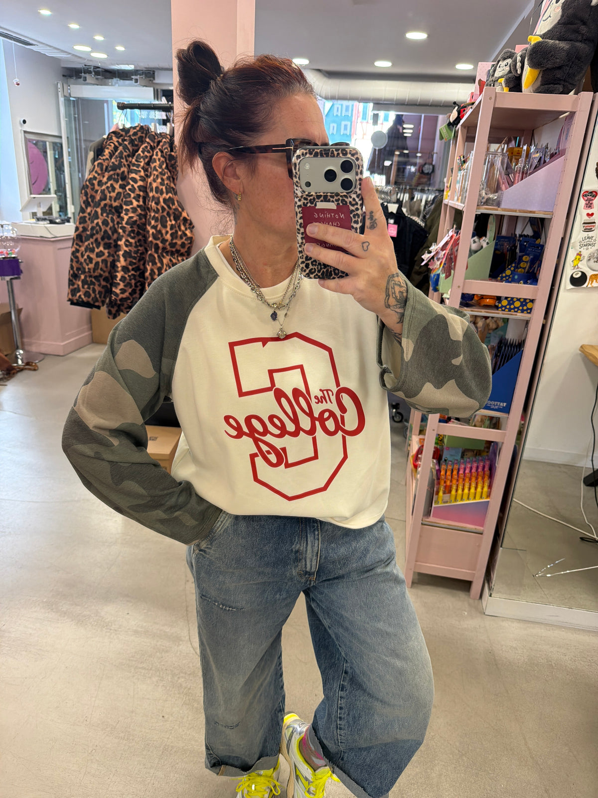 Longsleeve College
