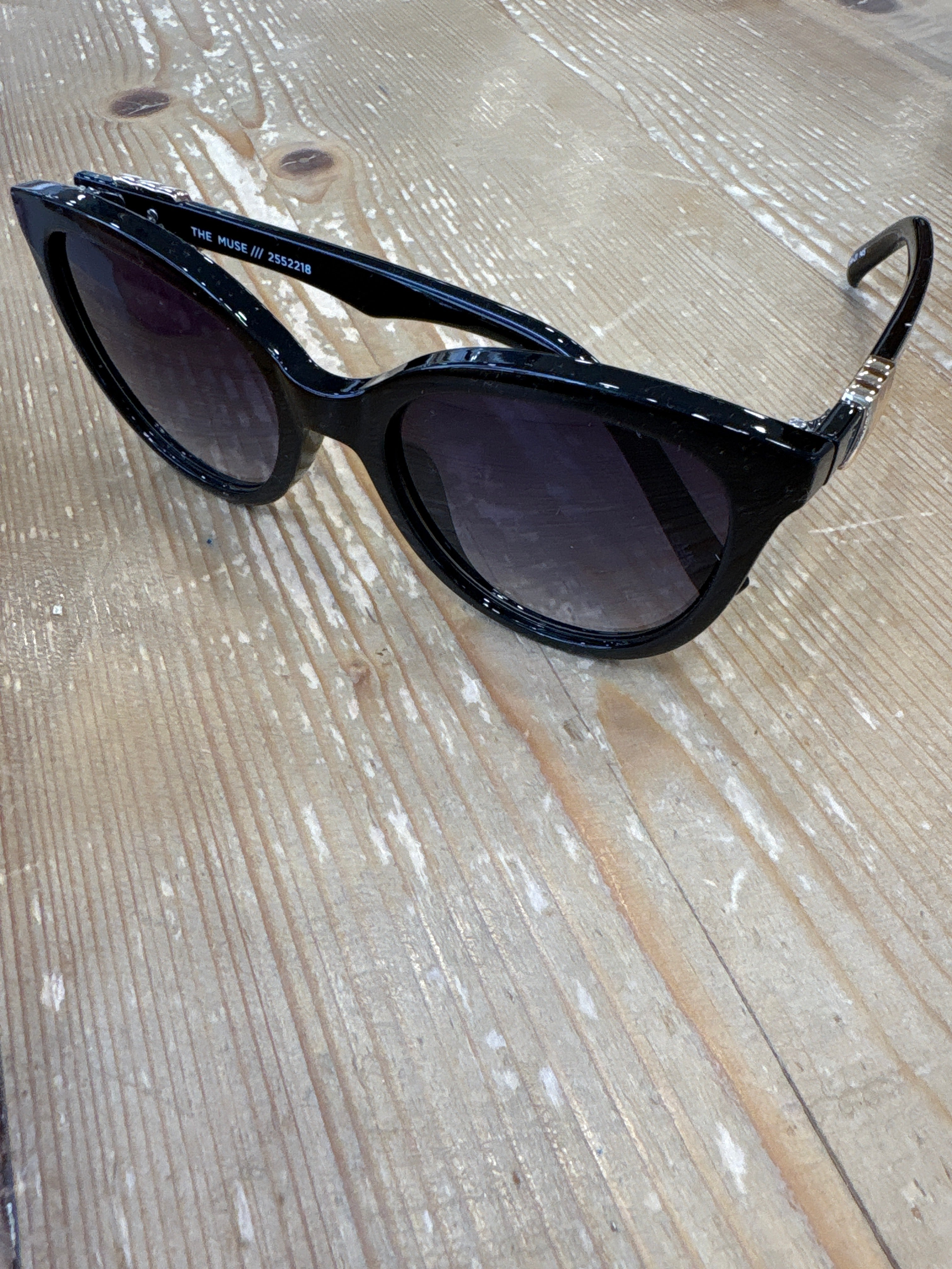 Le Specs Brille The Muse