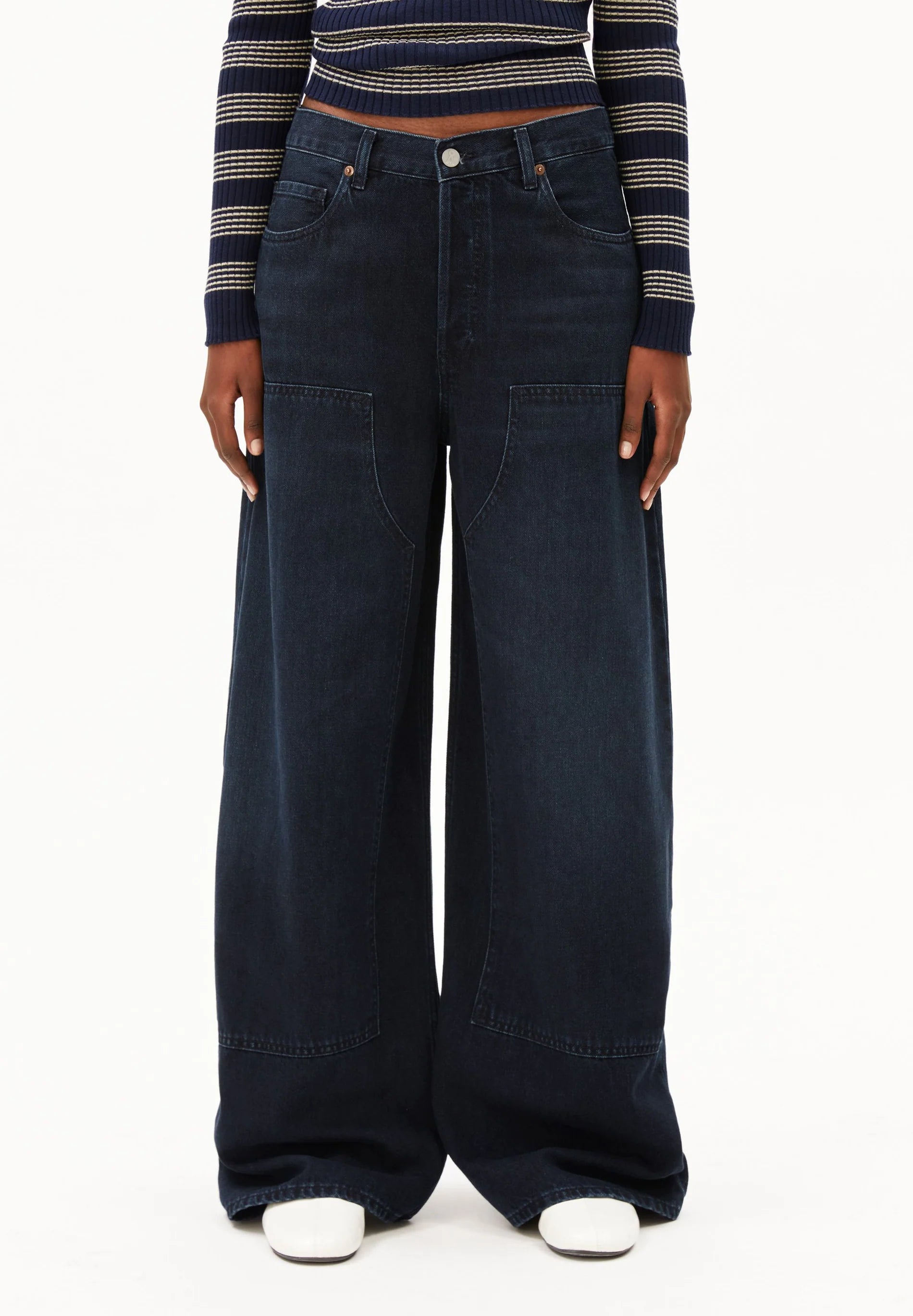 Hose Barrel Mid Waist Armedangels