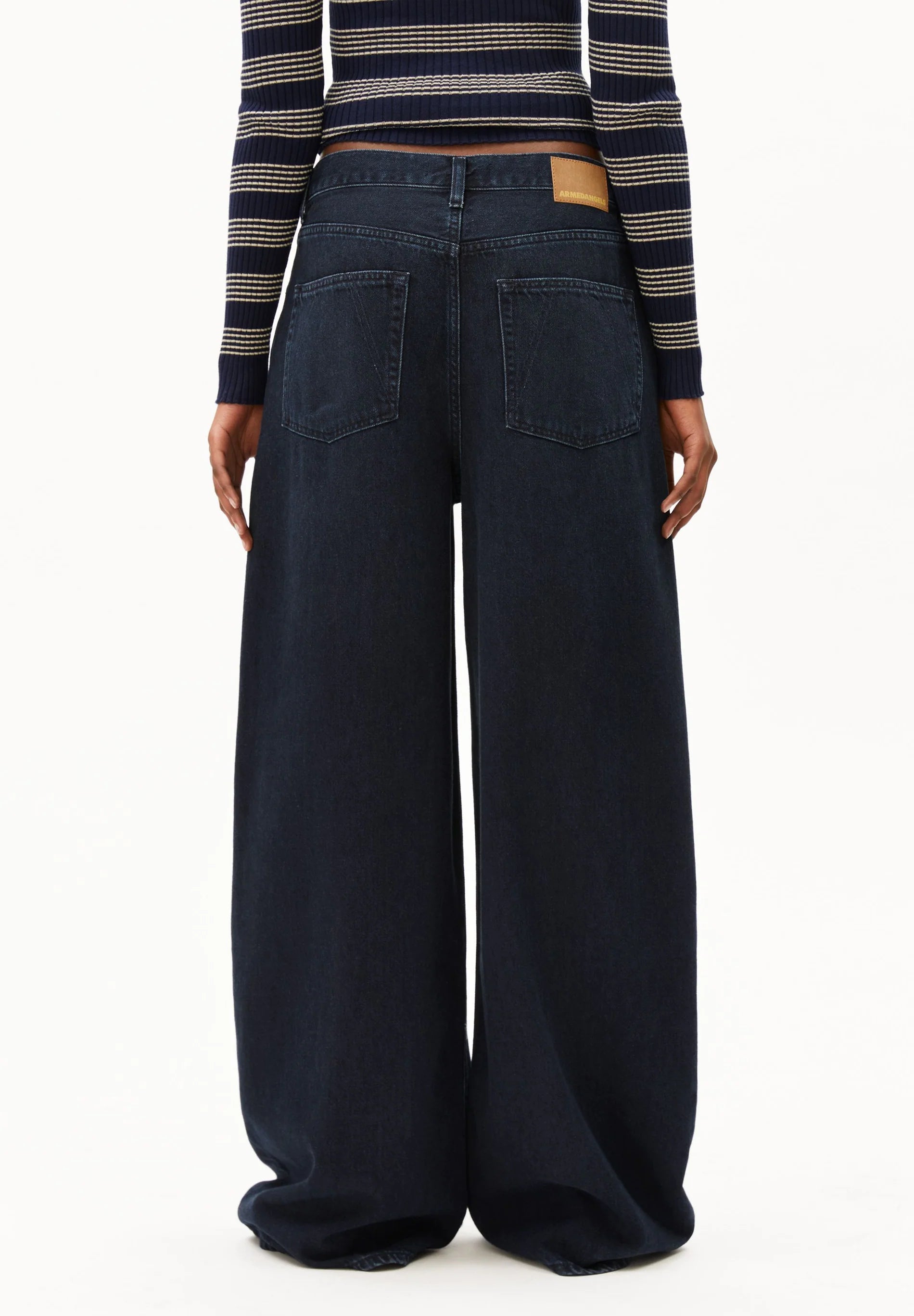 Hose Barrel Mid Waist Armedangels