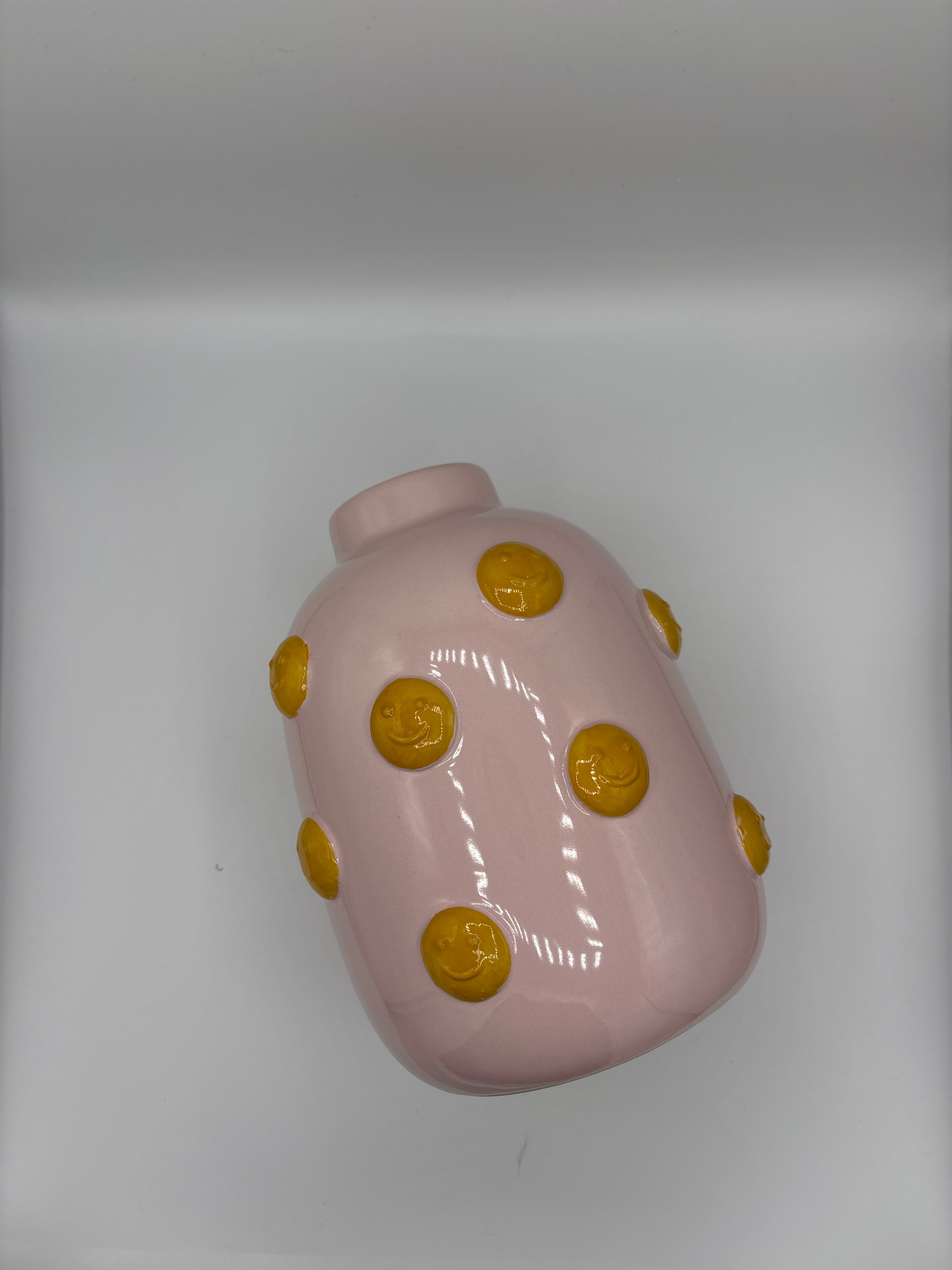 Vase all over Smiley