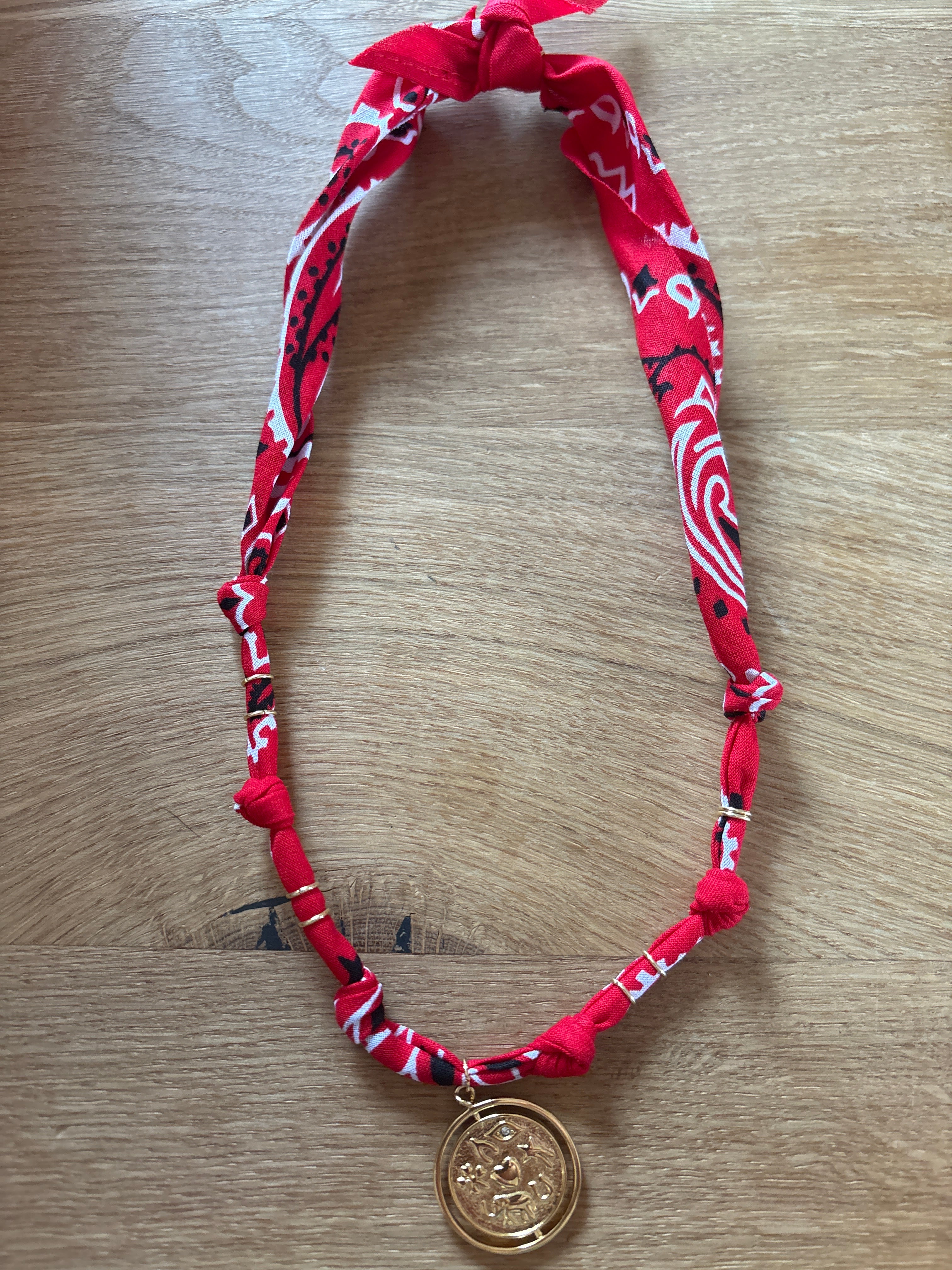 Kette Bandana rot
