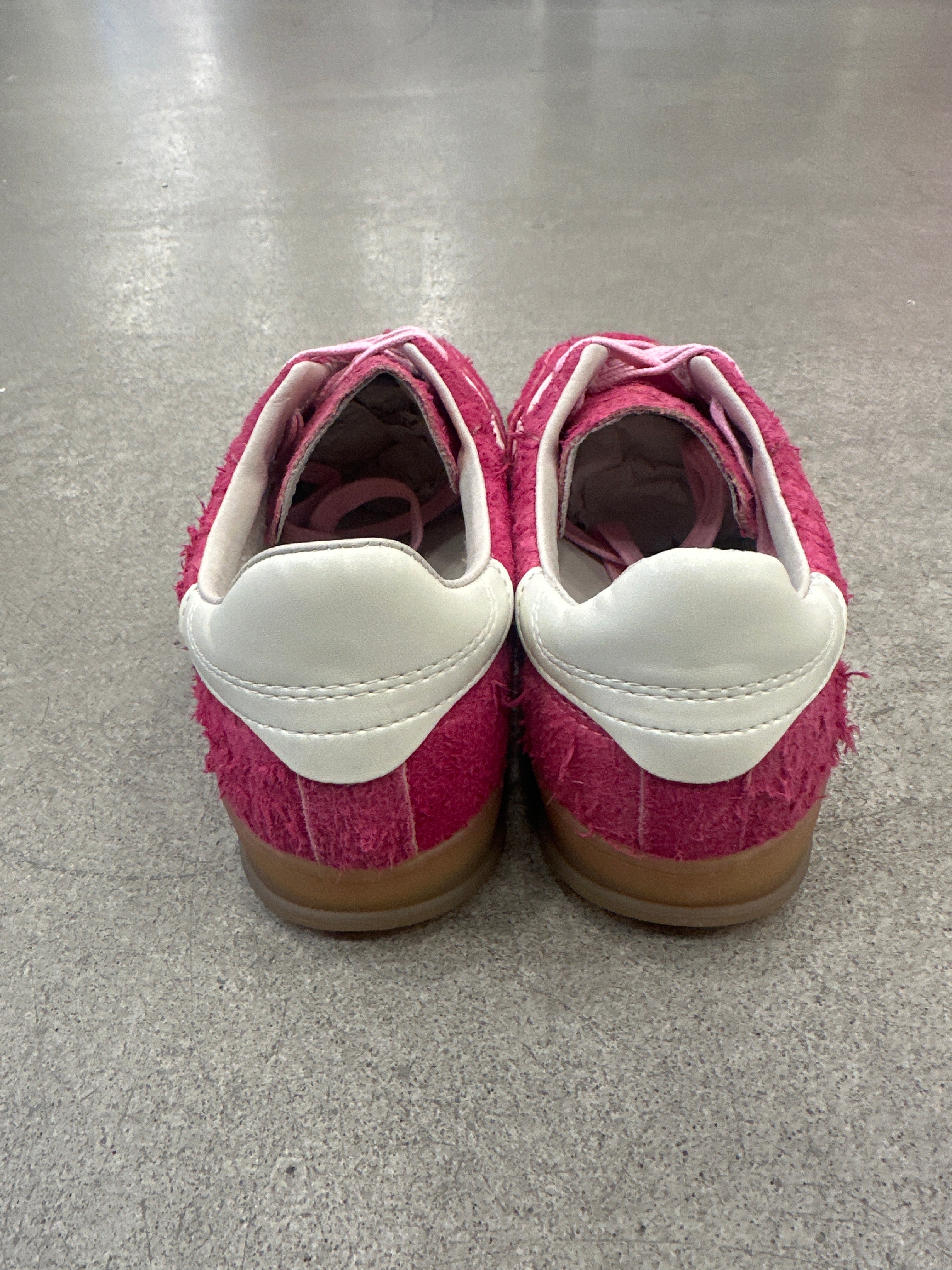 Schuhe MOA CL046
