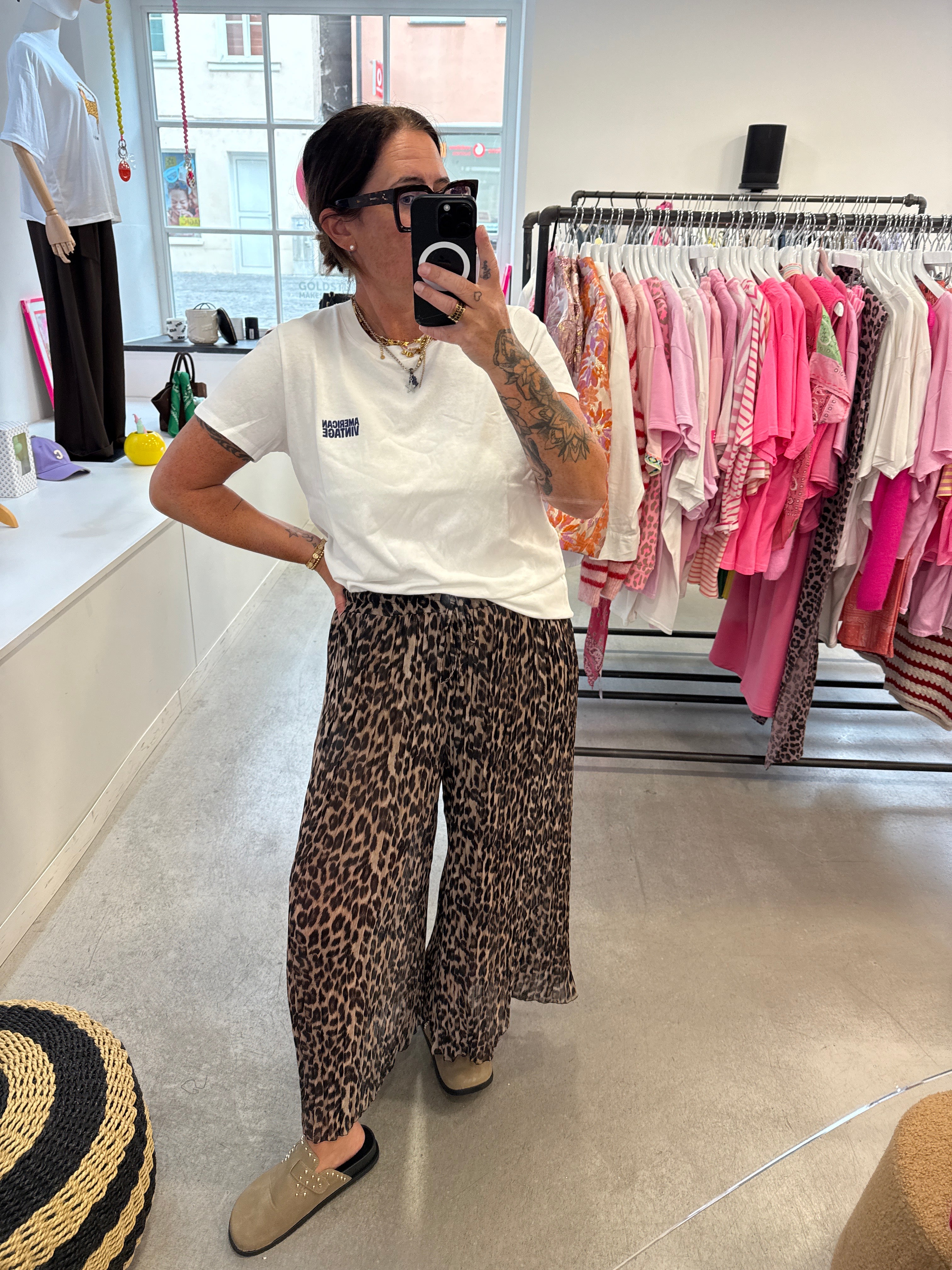Hose Plisee Leo beige